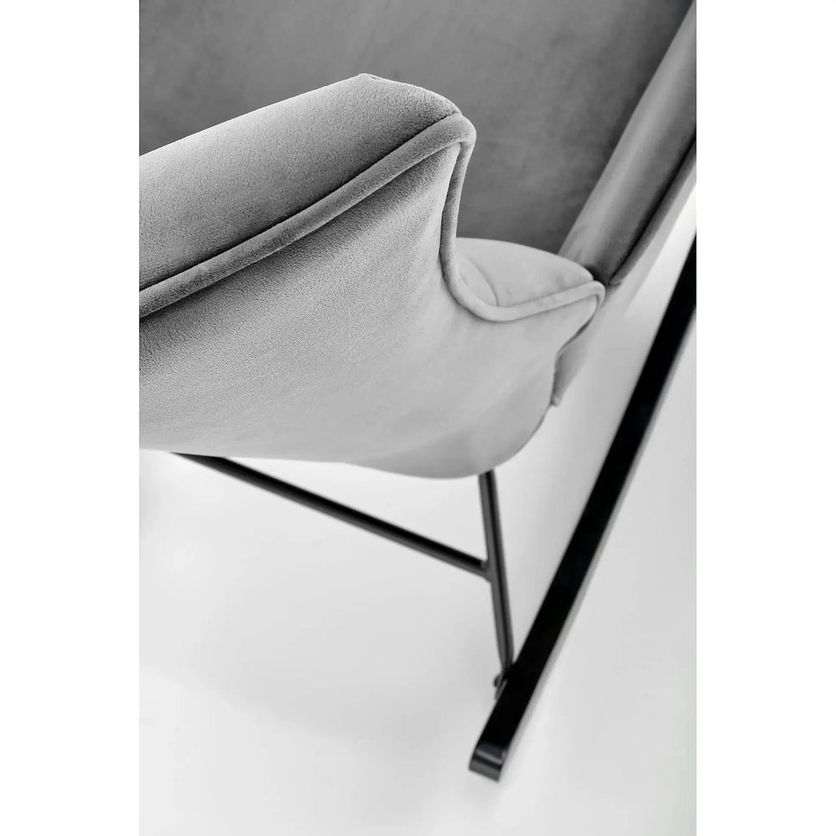 Scaun balansoar tapitat BAZALTO, gri/negru, stofa catifelata, 70x90x92 cm