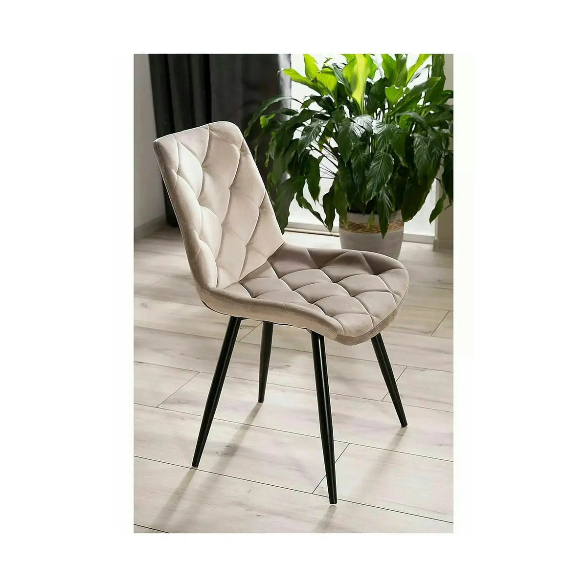 Scaun bej tapitat RALPH, stofa catifelata/metal, 51x42x88 cm
