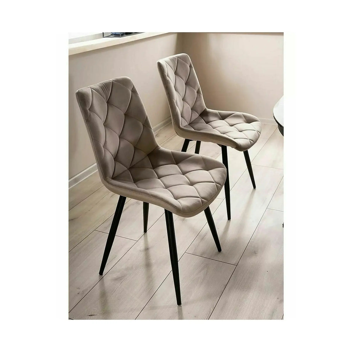 Scaun bej tapitat RALPH, stofa catifelata/metal, 51x42x88 cm