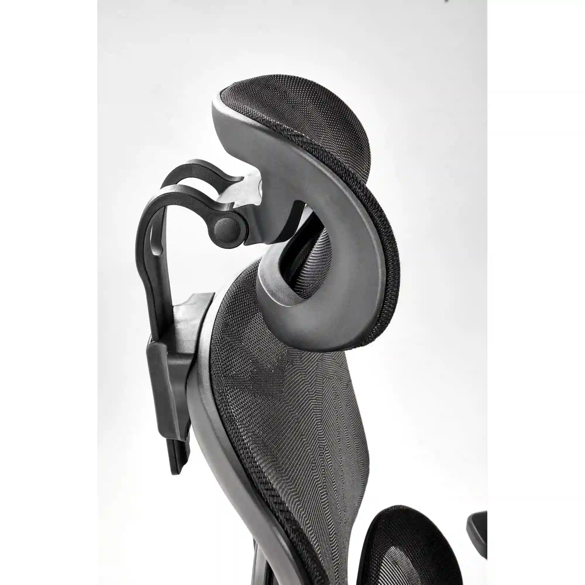 Scaun birou ASTRAL, negru, stofa clasica/plasa, 66x71x123-130 cm