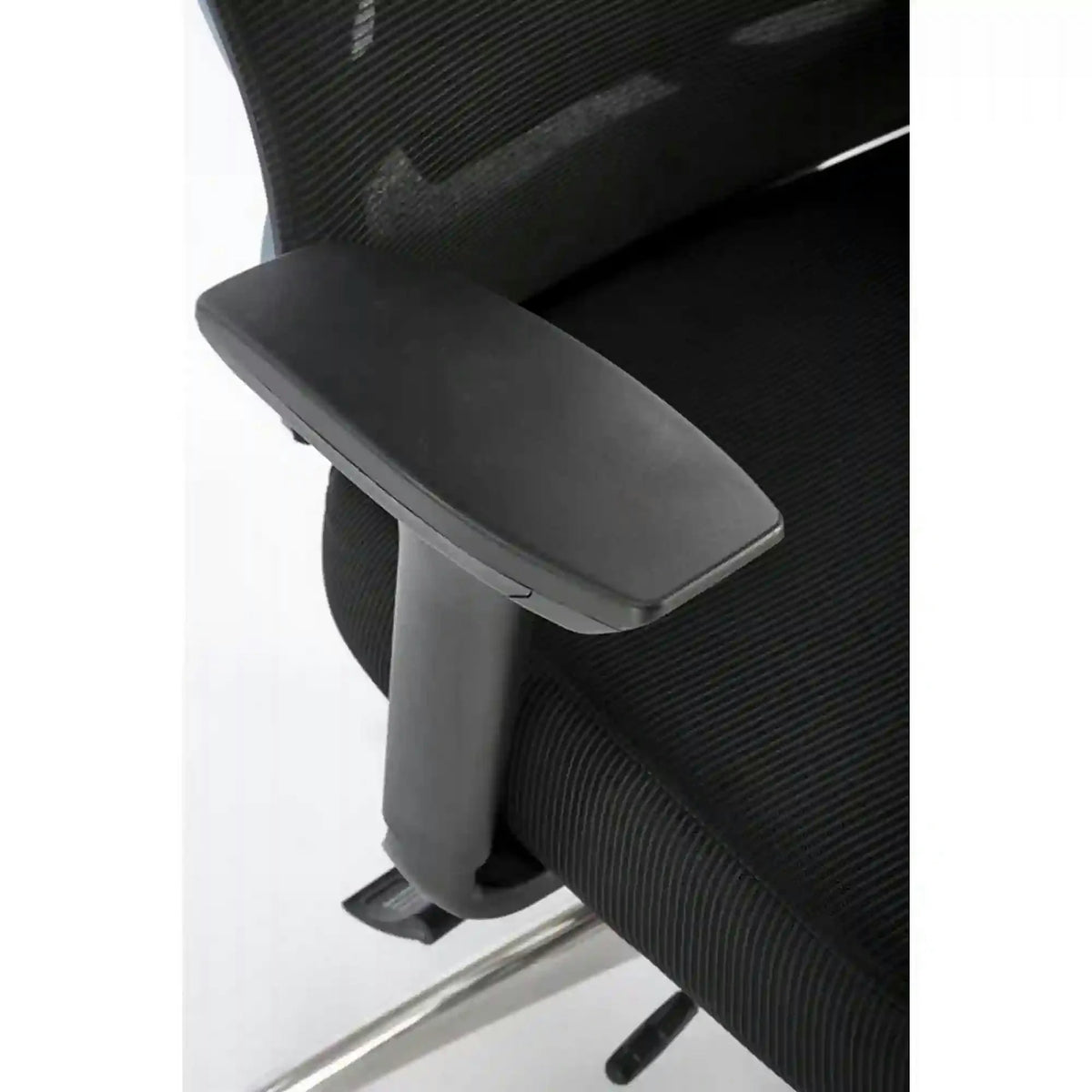 Scaun birou GILBERTO, negru/crom, stofa clasica/metal, 70x64x121/129 cm
