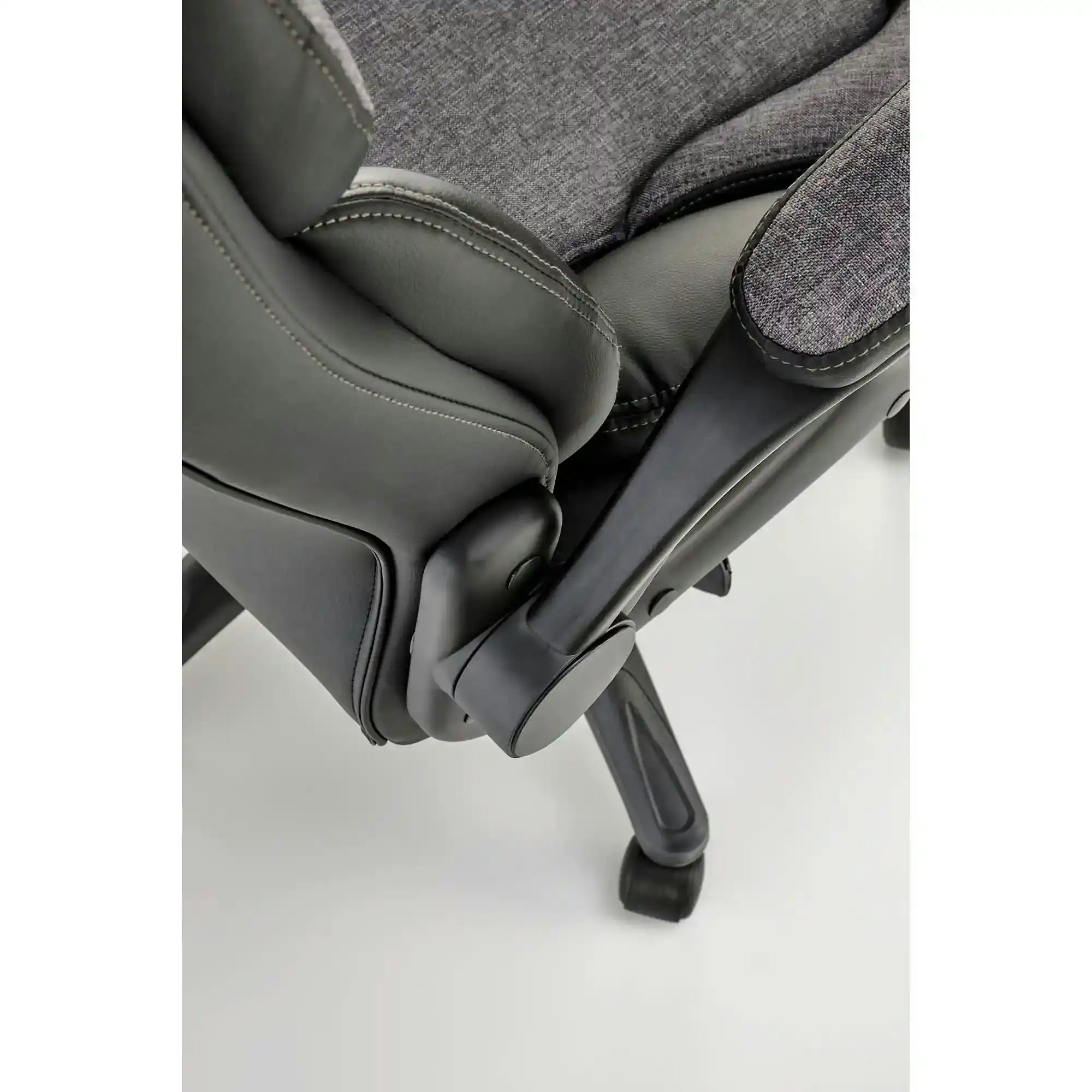 Scaun birou VALERIO, negru/gri, piele ecologica/panza, 67x69x120/128 cm