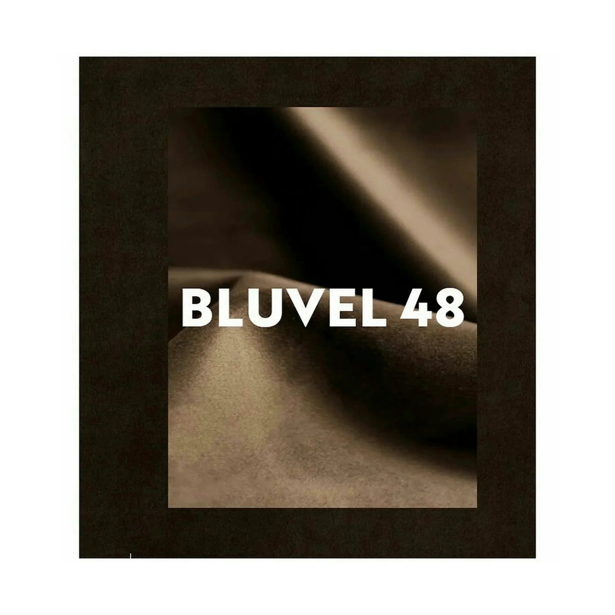 Scaun CHIC, maro - Bluvel 48, stofa catifelata/metal, 50x58x88 cm