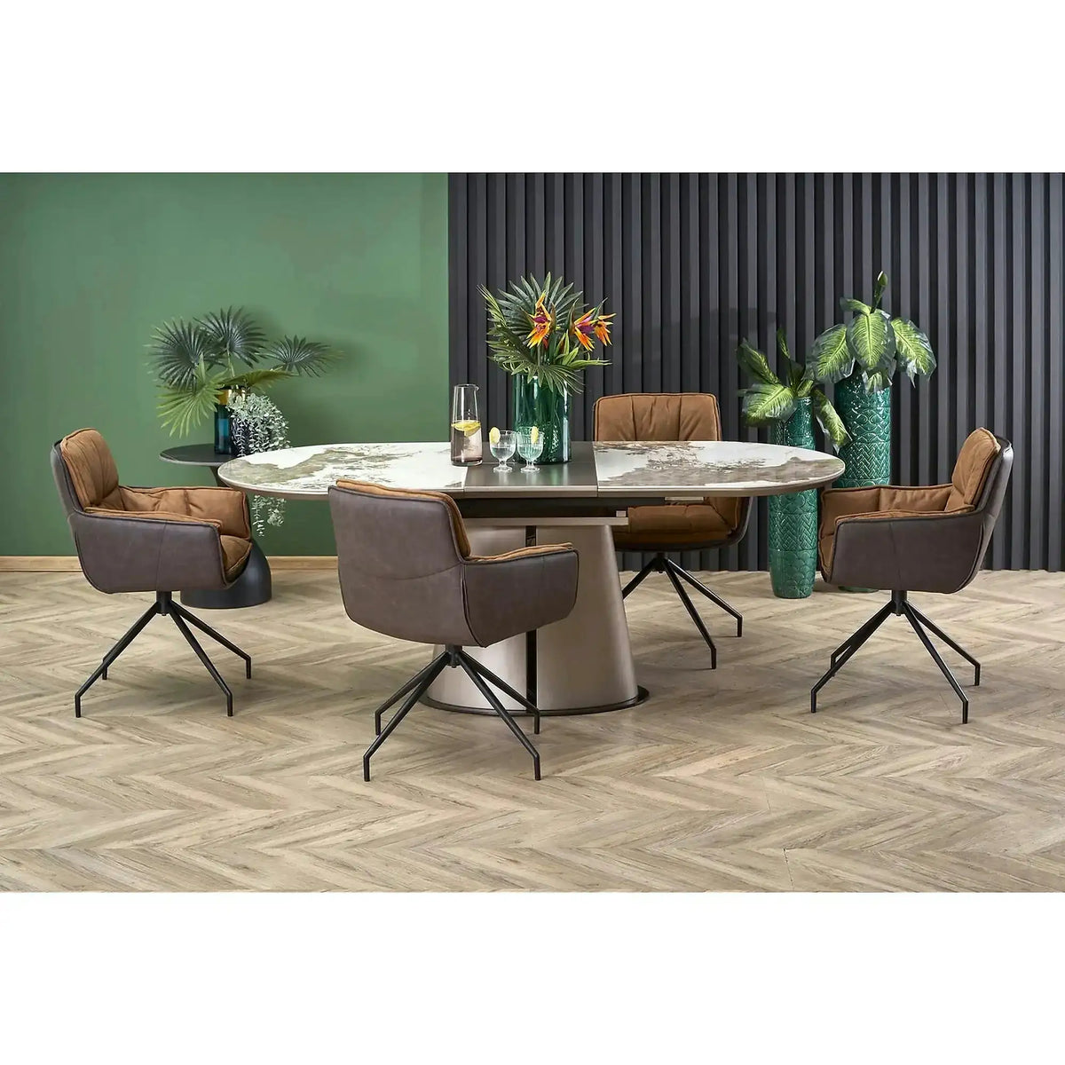 Scaun dining modern K523, maro/negru, stofa/piele ecologica, 61x61x85 cm