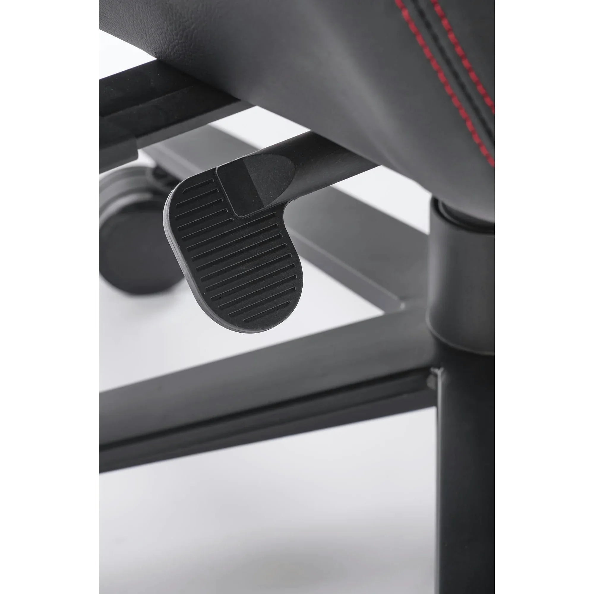 Scaun gaming CHAVEZ, negru, piele ecologica, 77x70x129/135 cm