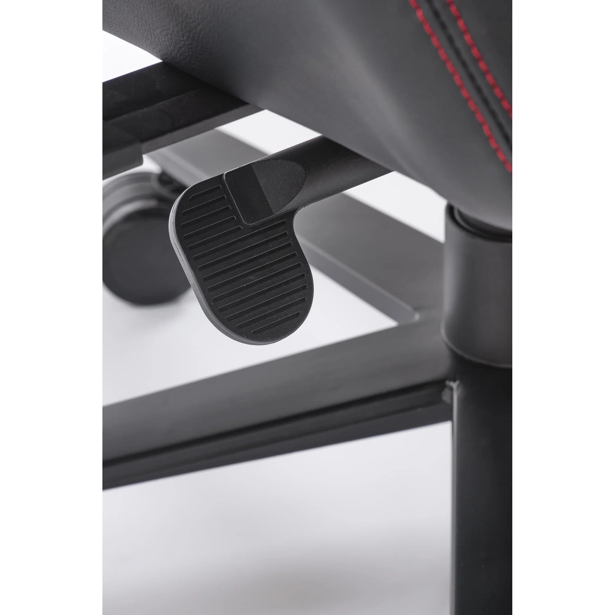 Scaun gaming CHAVEZ, negru, piele ecologica, 77x70x129/135 cm