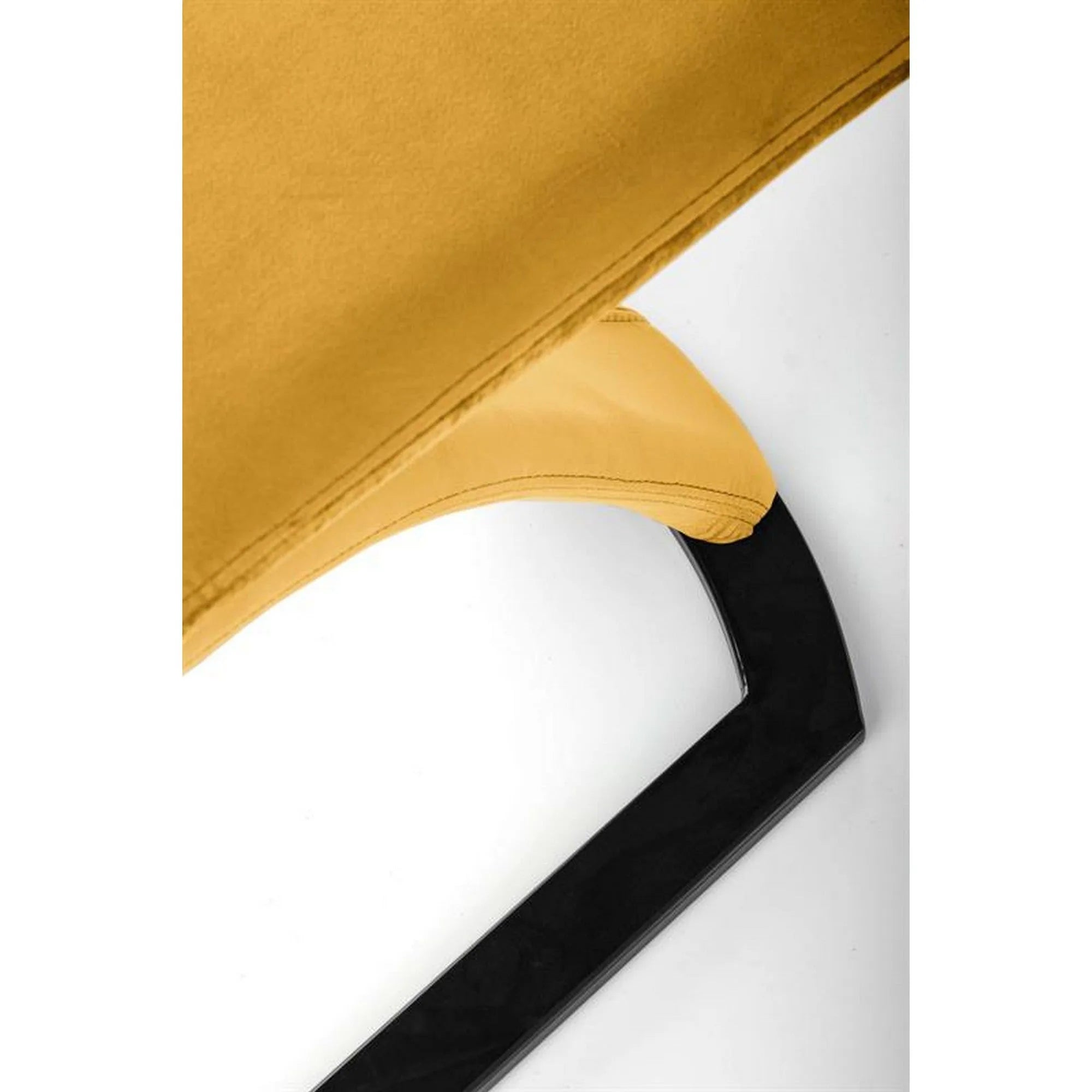 Scaun K442, galben mustar/negru, stofa catifelata/metal, 46x61x102 cm