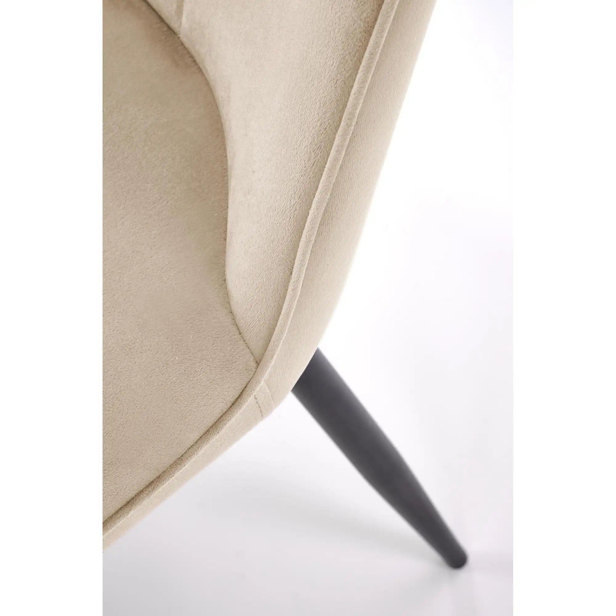 Scaun K539, bej/negru, stofa catifelata/metal, 50x62x84 cm