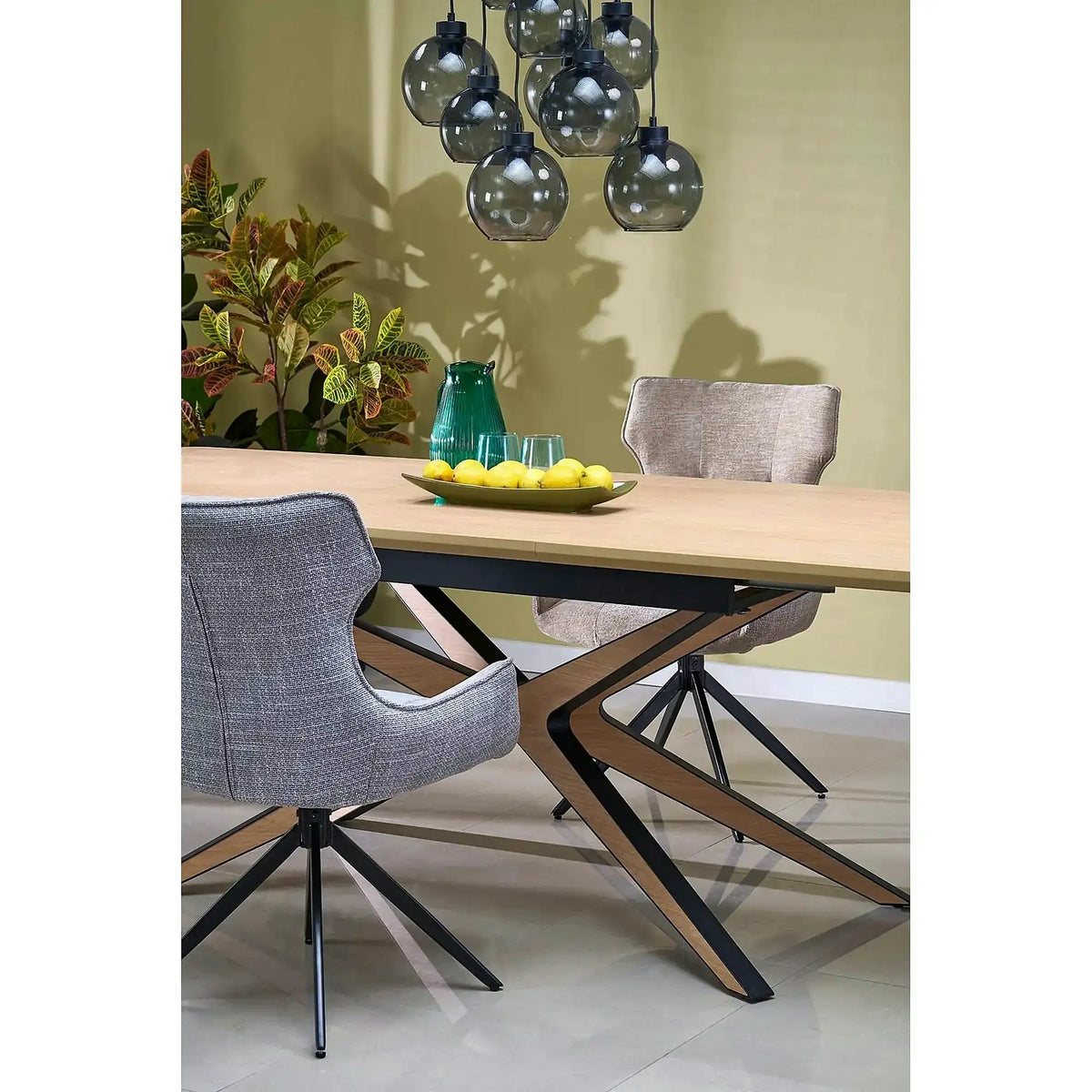 Scaun K573, bej/negru, stofa clasica/otel, 55x64x88 cm
