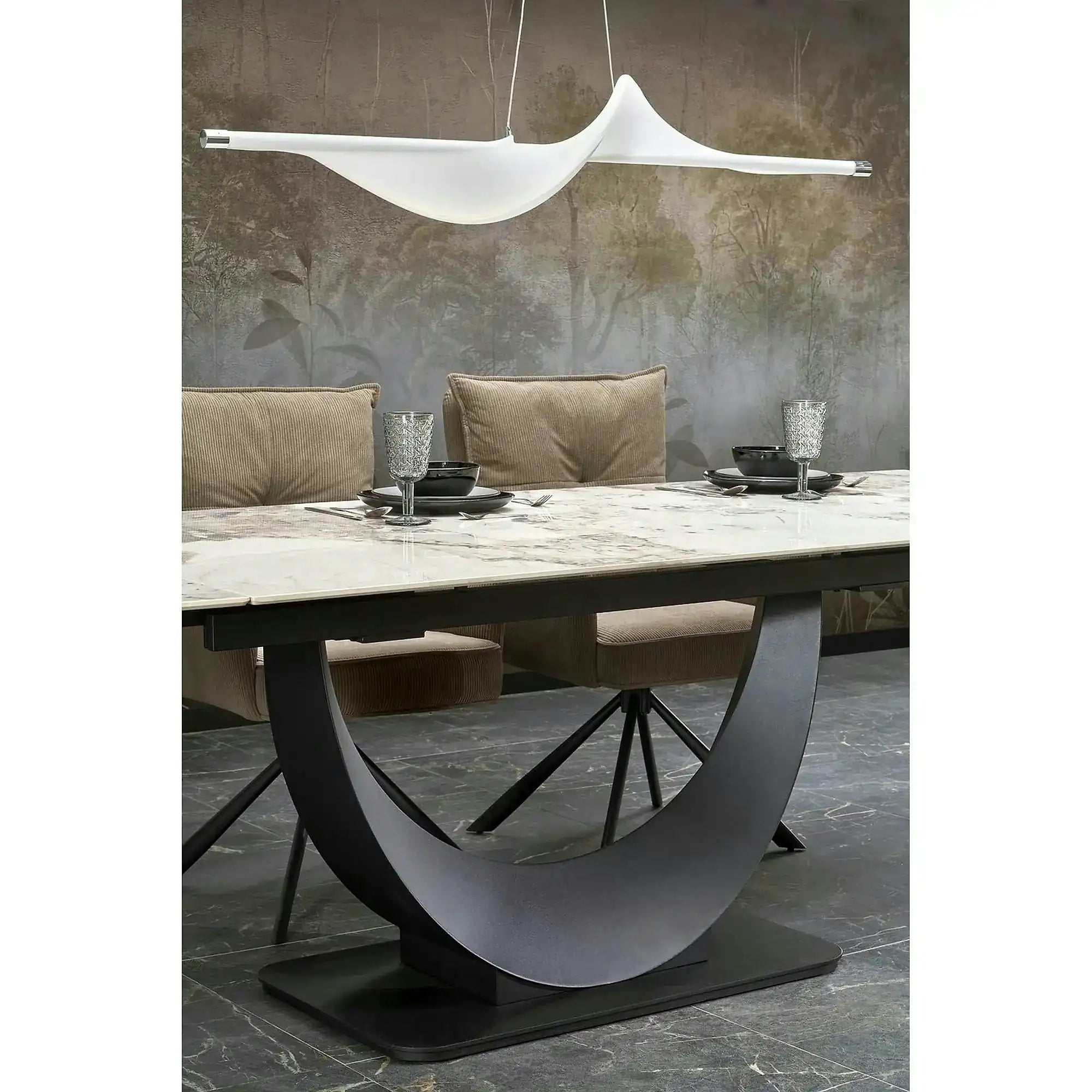 Scaun rotativ K528, cappucino/negru, stofa catifelata/metal, 60x67x90 cm