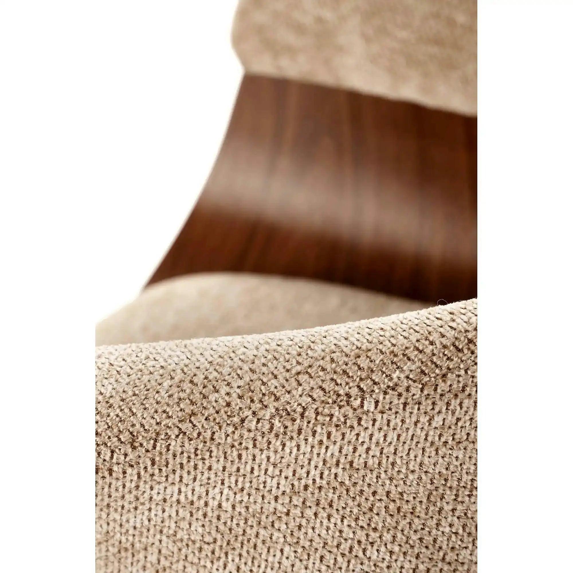 Scaun scandinav tapitat K545, bej/nuc, stofa clasica/placaj, 63x53x83 cm