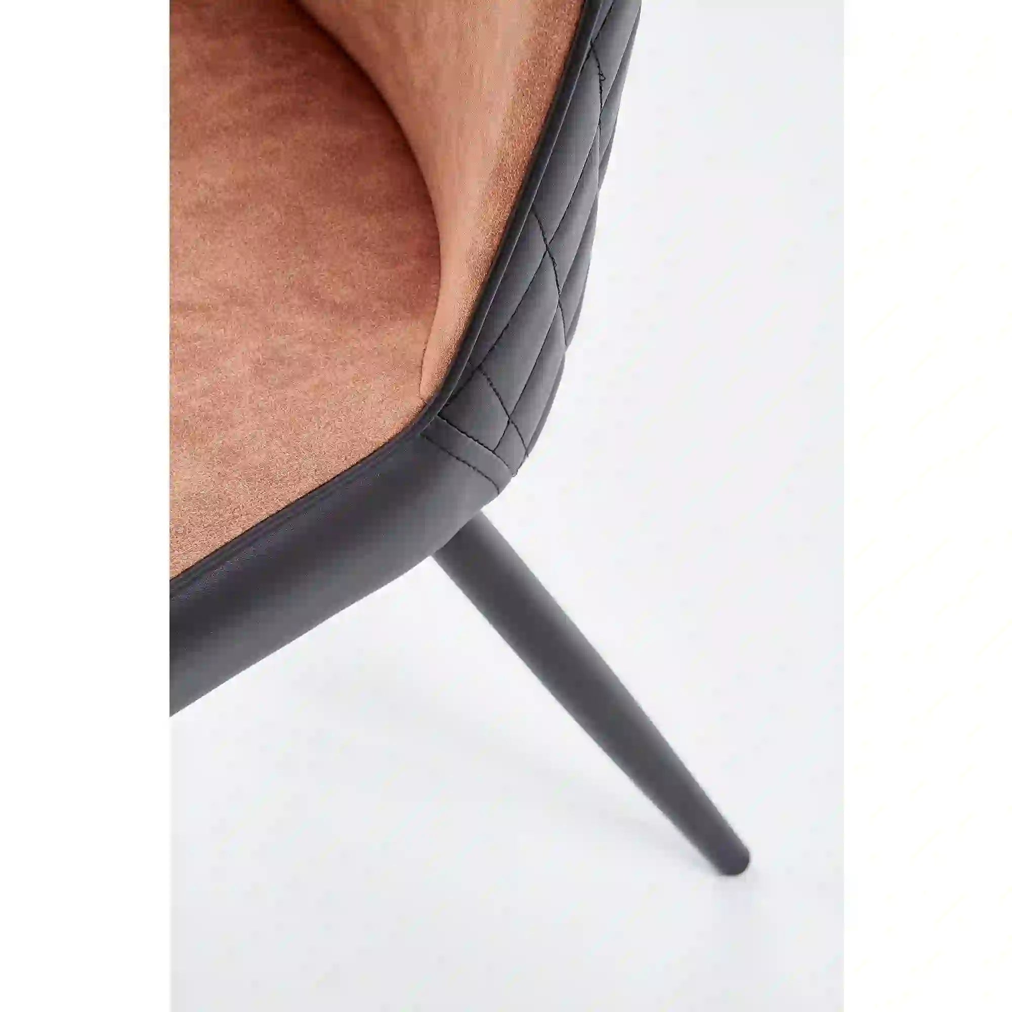 Scaun tapitat K323, maro/negru, piele ecologica/metal, 45x59x88 cm