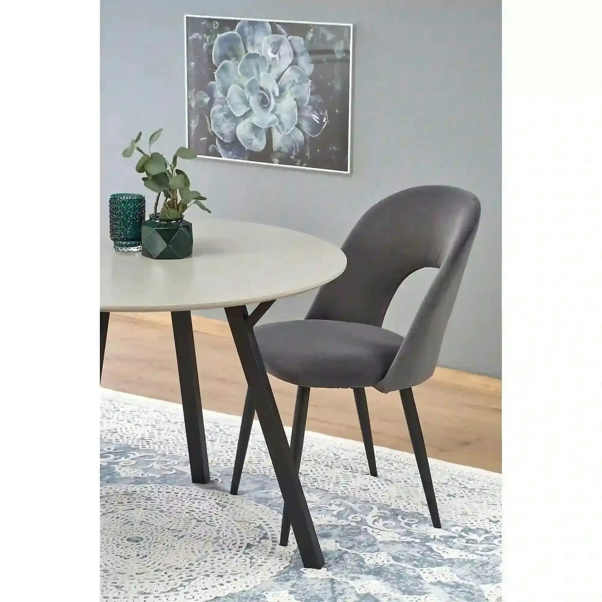 Scaun tapitat K384, gri/negru, stofa catifelata/metal, 54x57x84 cm