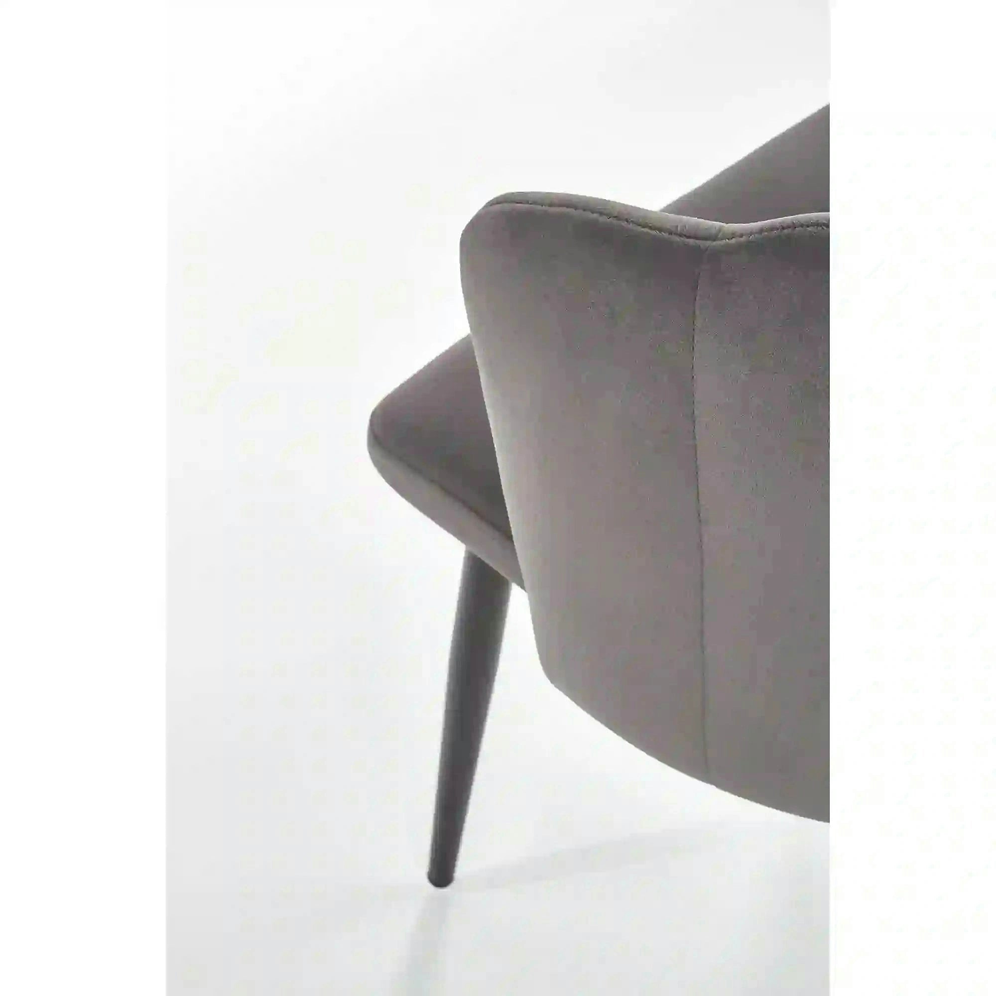 Scaun tapitat K386, gri inchis/negru, stofa catifelata/metal, 60x58x84 cm