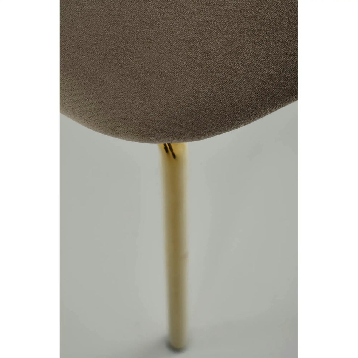 Scaun tapitat K499, bej/auriu, stofa catifelata, 47x56x85 cm