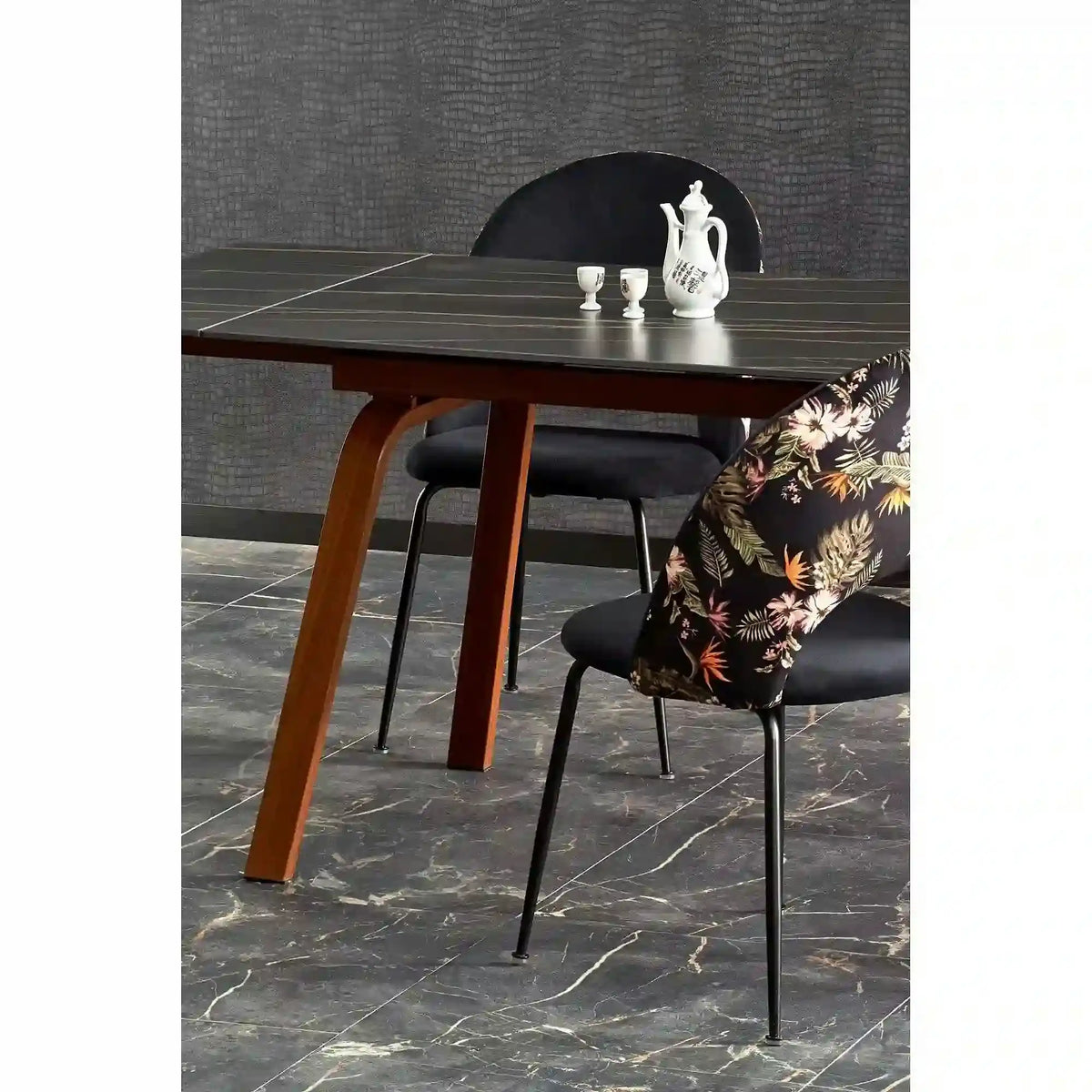 Scaun tapitat K505, negru, cu imprimeu floral, stofa catifelata, 51x55x86 cm