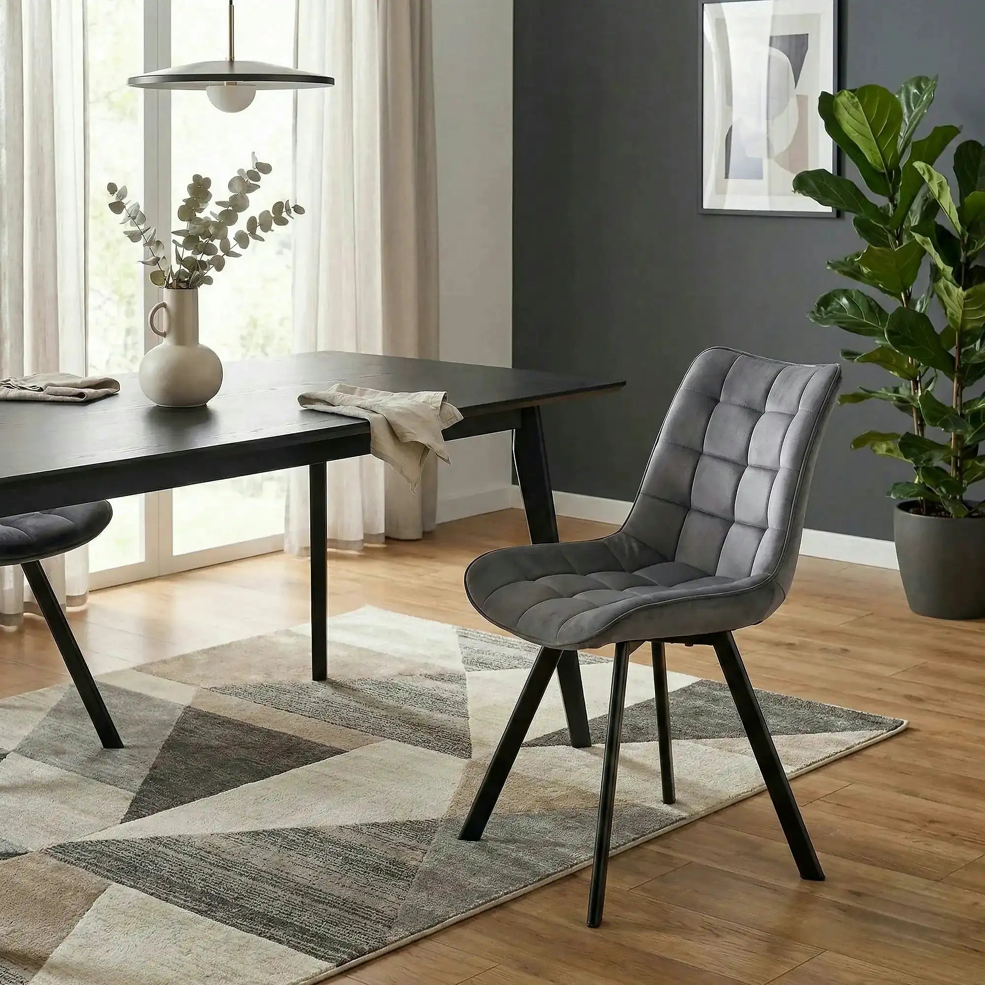 Scaun tapitat modern K332, gri/negru, stofa catifelata/metal, 46X61X84 CM