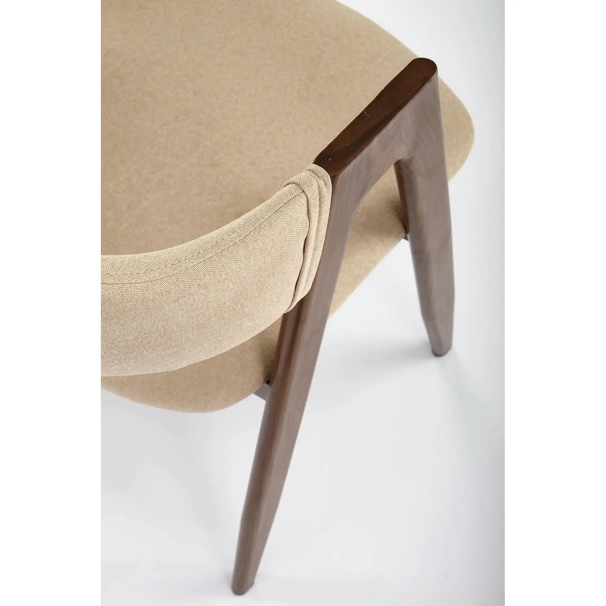 Scaun tapitat modern K344, bej/nuc, stofa clasica/metal, 51x57x82 cm