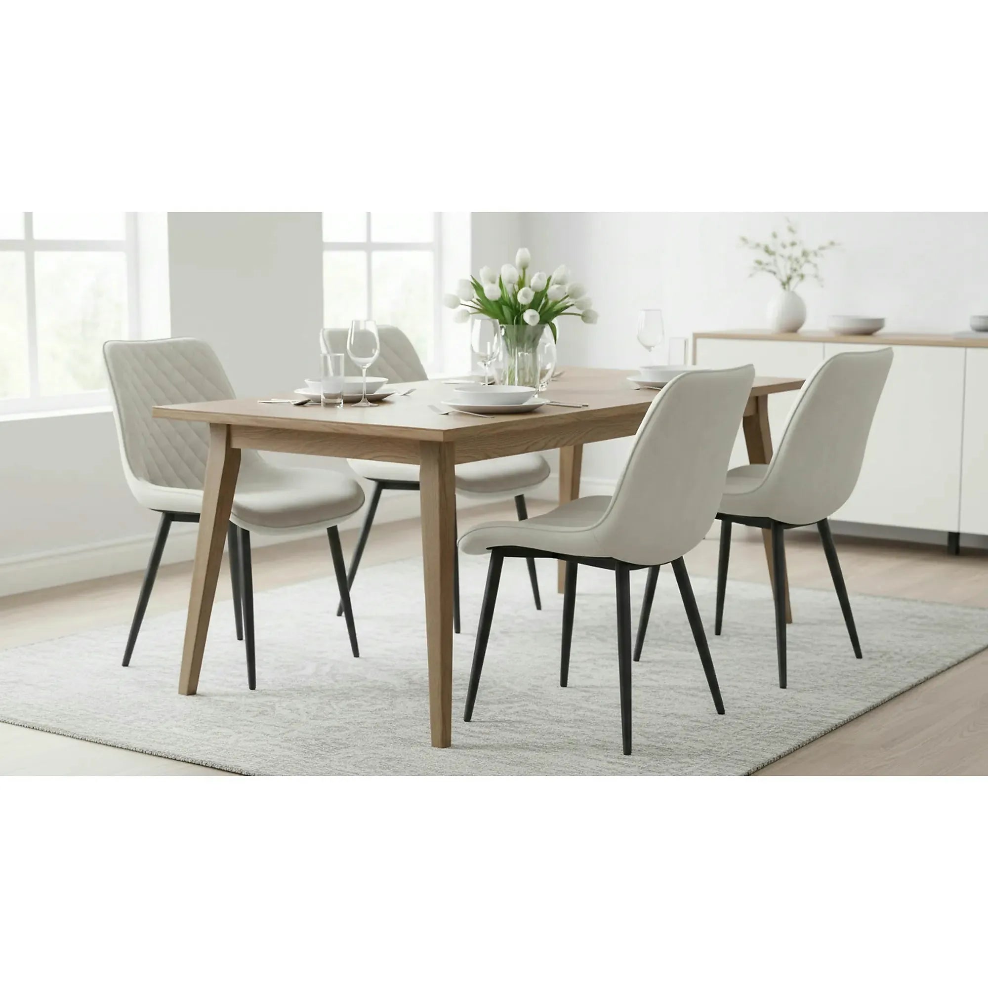Scaun ZAINA TIP 1, crem/negru, stofa catifelata/metal, 50x64x84 cm
