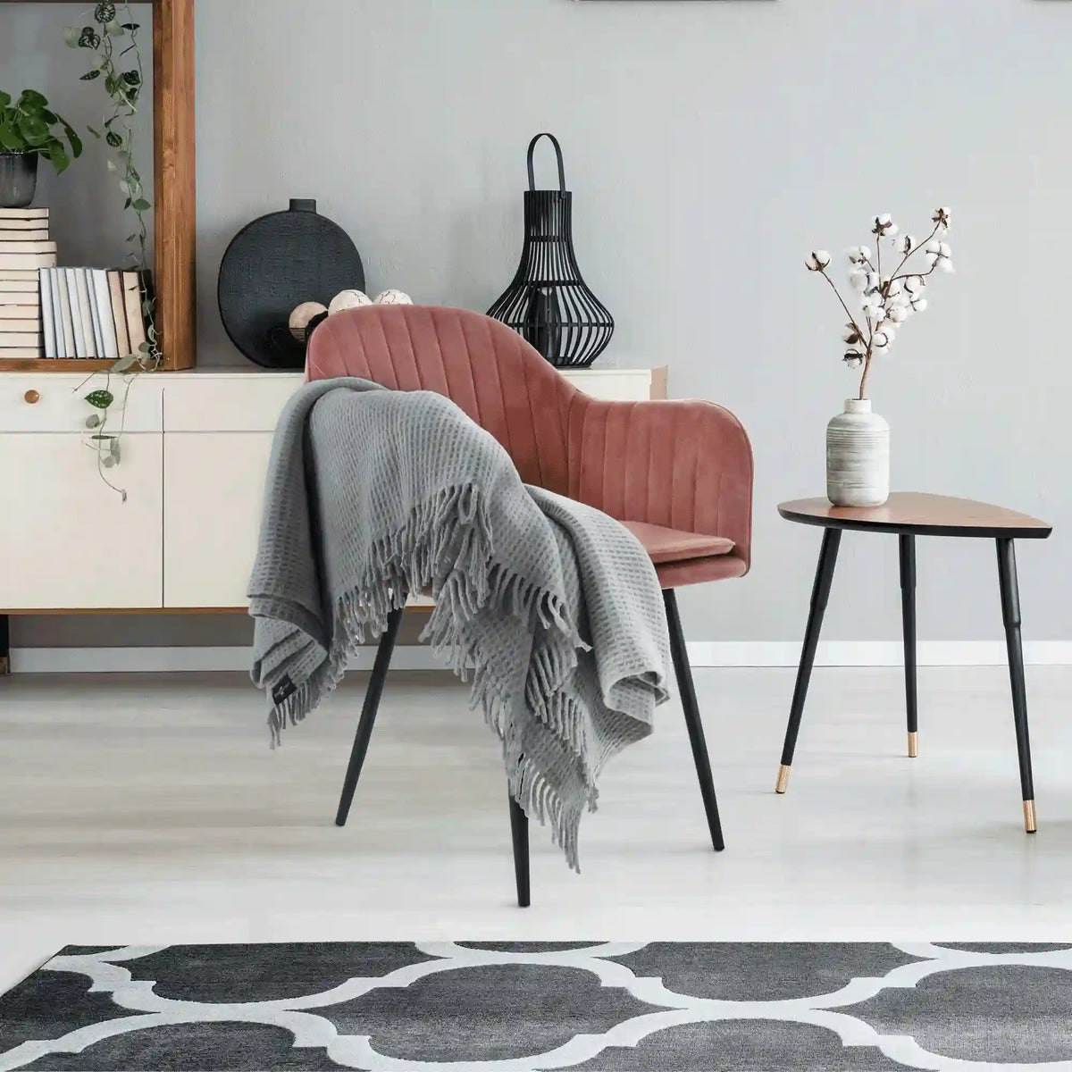 Scaun ZIRKON, roz/negru, stofa catifelata/metal, 56x55x82 cm