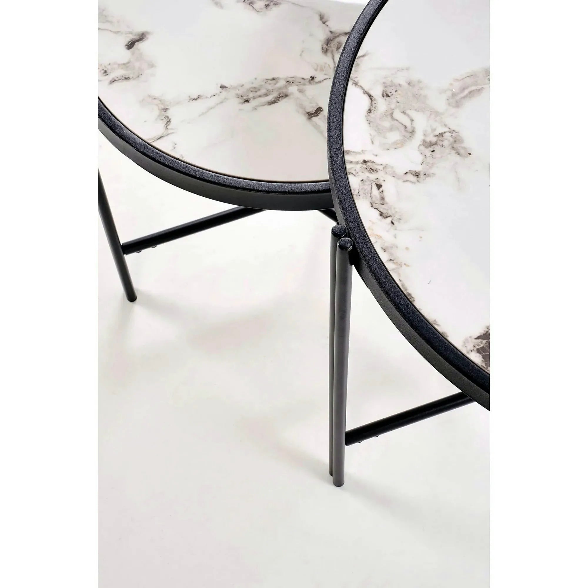 Set 2 masute cafea FATIMA, alb cu efect de marmura/negru, ceramica/metal