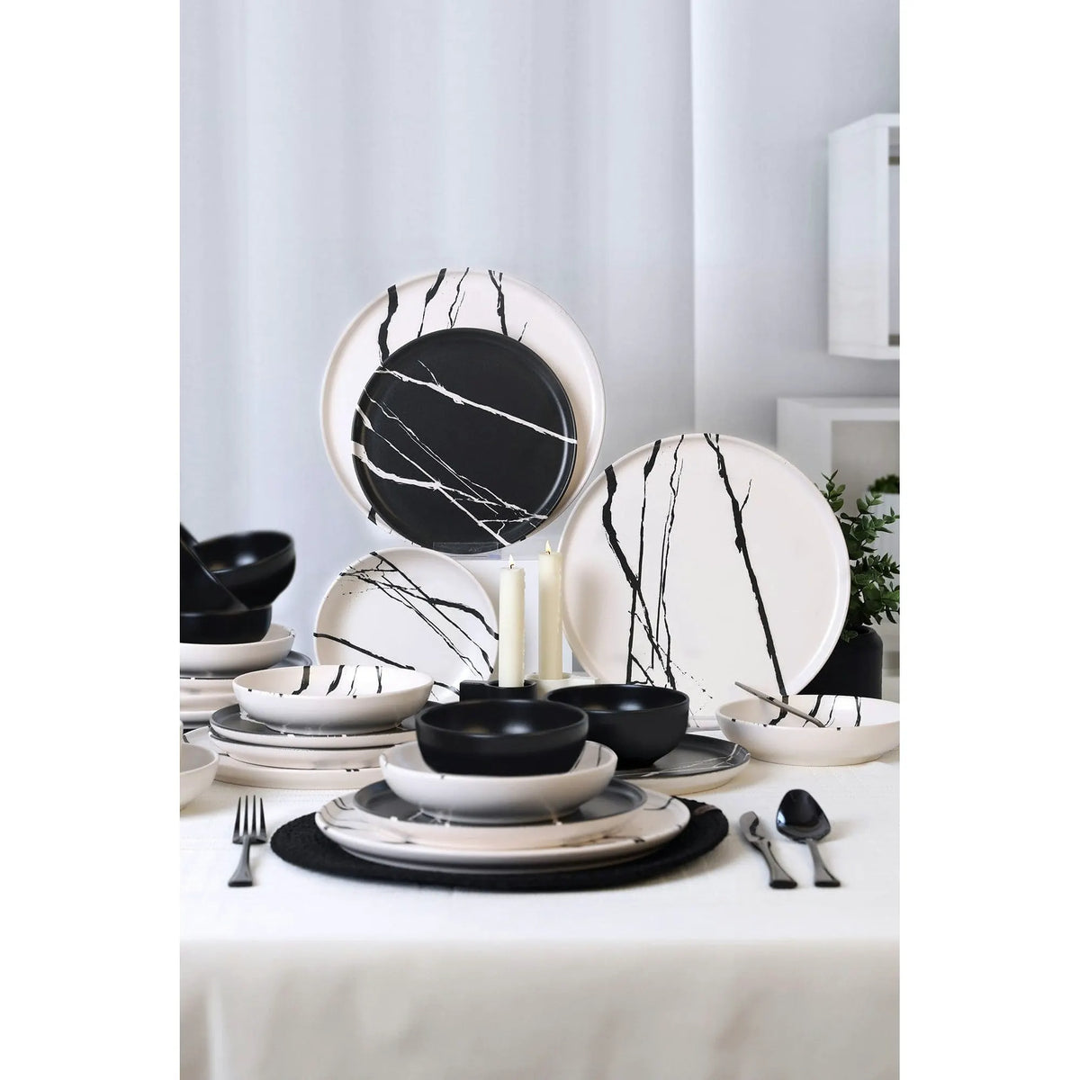 Set de cina 275KRM2337, 24 piese, alb/negru, ceramica