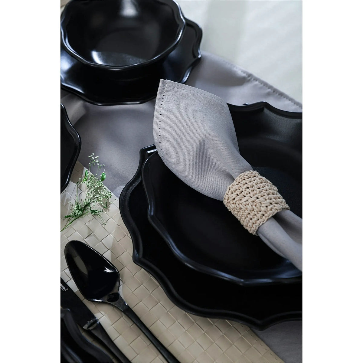 Set de cina 275KRM2341, 24 piese, negru mat, ceramica