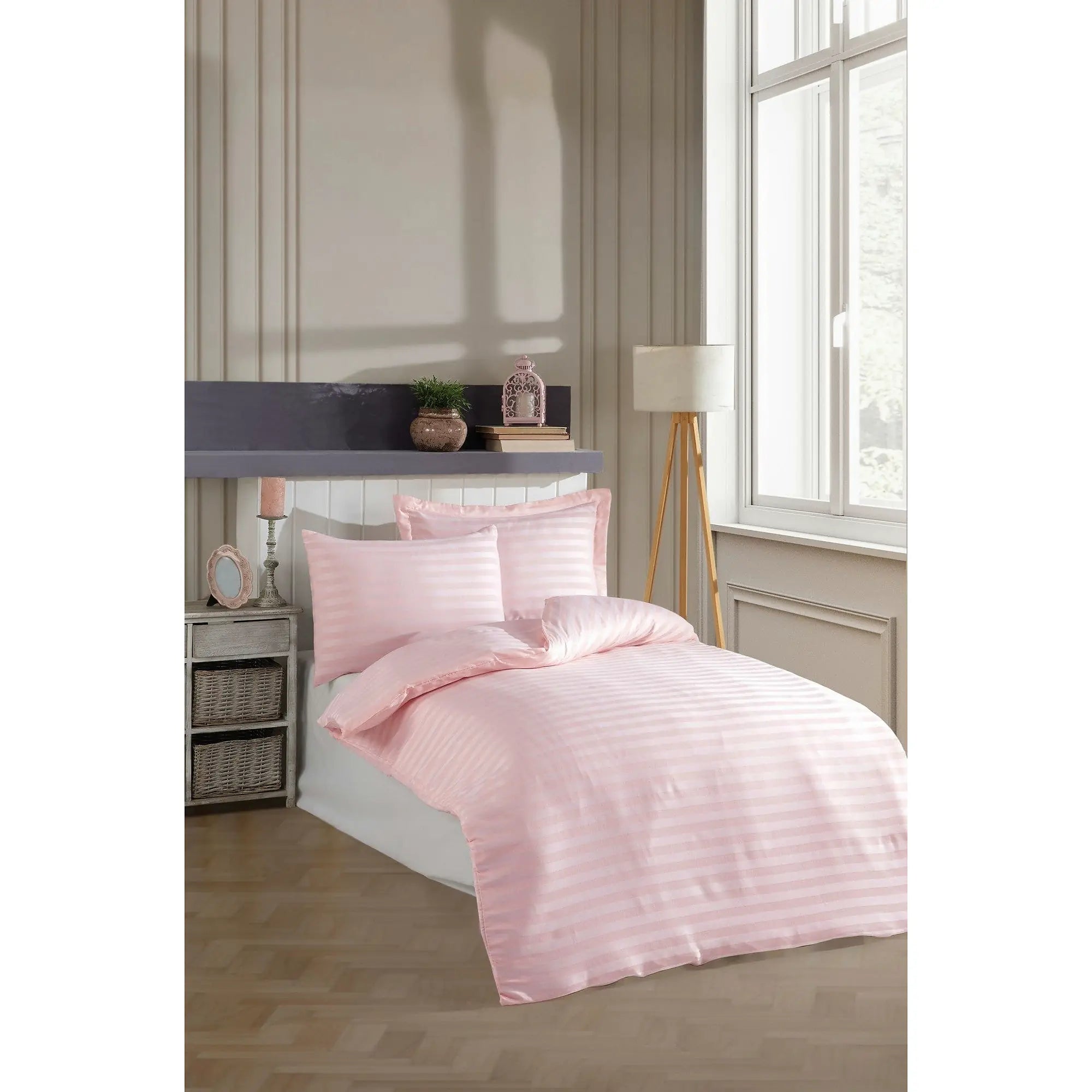 Set lenjerie pat 162ELR1700, bumbac/poliester, roz/alb, 140x200 cm, cu cearceaf pilota si fata de perna