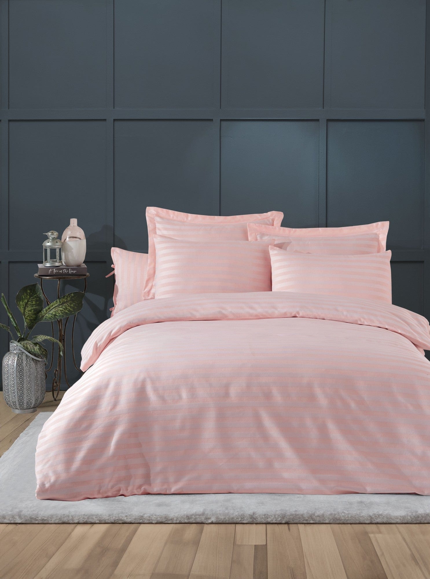 Set lenjerie pat 162ELR4137, roz pudra, bumbac/poliester, 200x220 cm, cu cearceaf pilota si 2 fete de perna