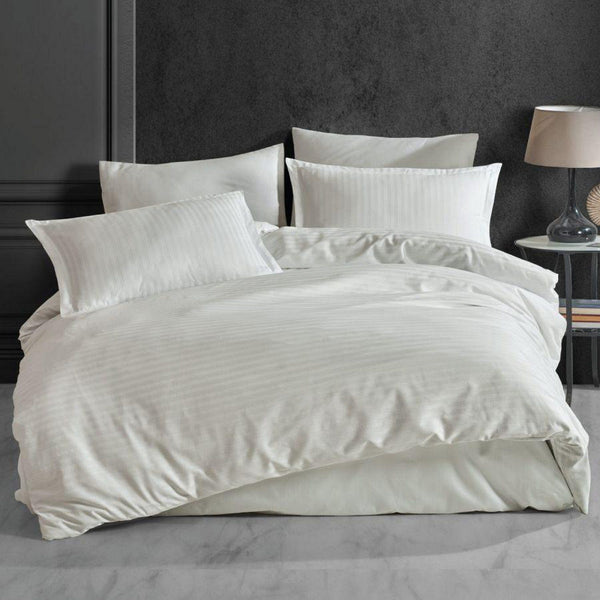 Set lenjerie pat damasc GROS, bumbac, crem, 220x240 cm, cu cearceaf pat, cearceaf pilota si 2 fete de perna