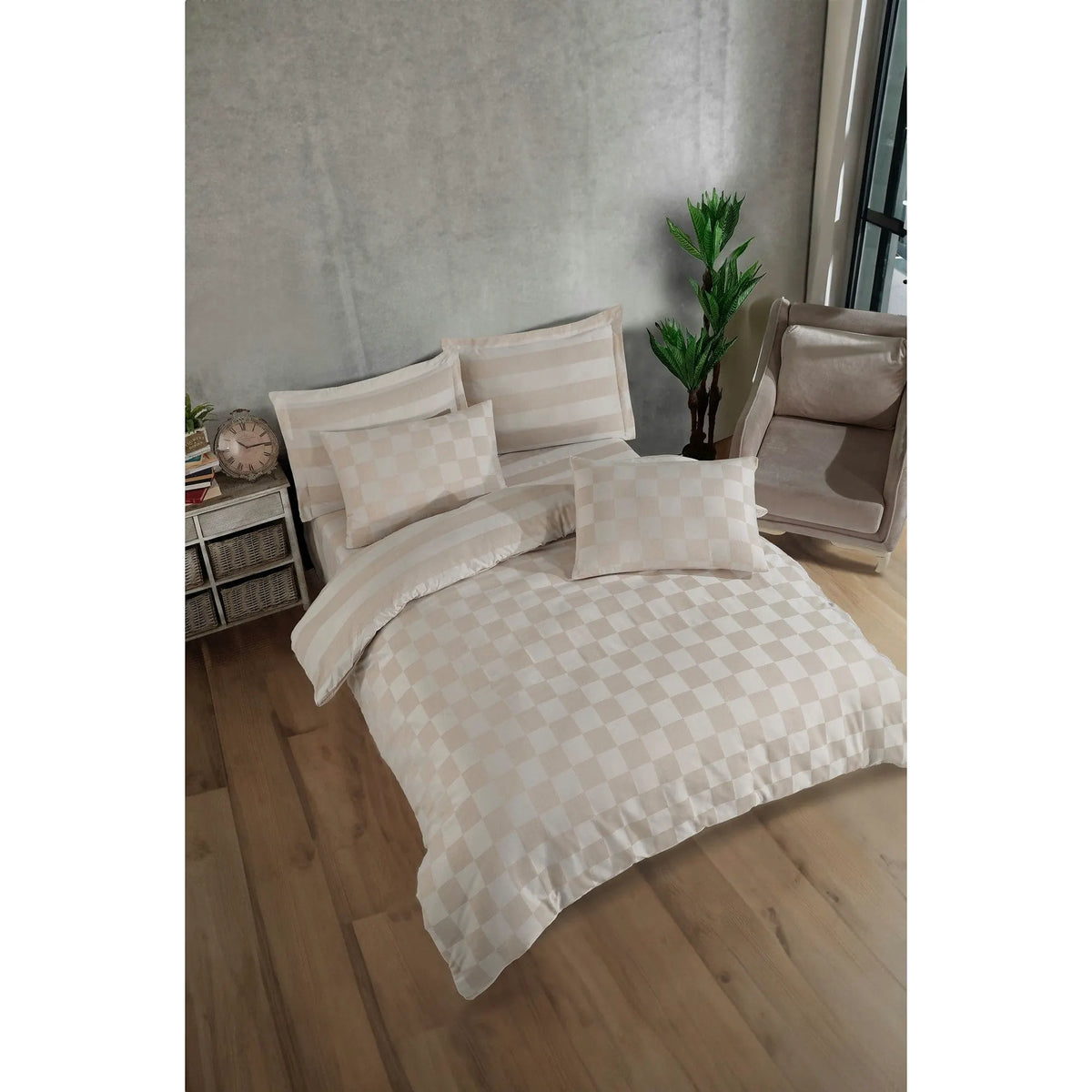 Set lenjerie pat KARELI SATEN, bej, bumbac/poliester, 200x220 cm, cu cearceaf pilota si 2 fete de perna