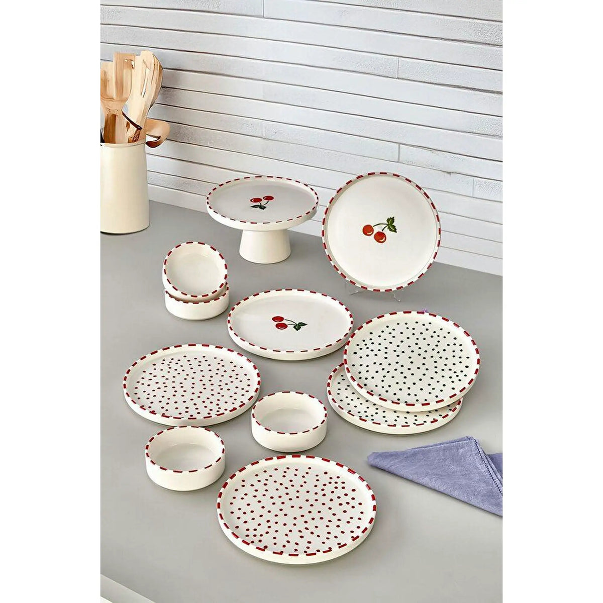 Set mic dejun MCH000777739, 11 piese, multicolor, ceramică