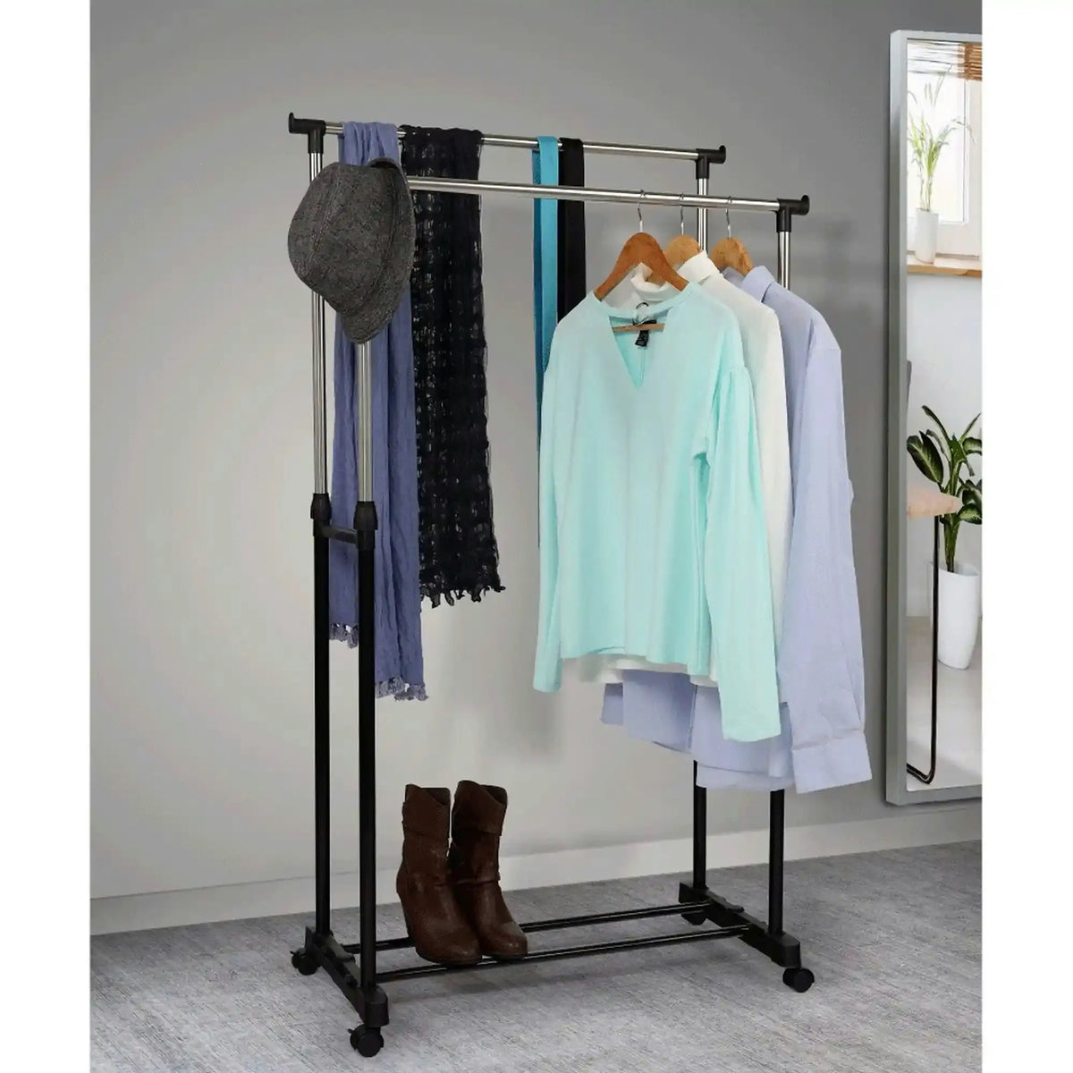 Stander haine OLIVER, negru/crom, metal/plastic, 80x43x150 cm