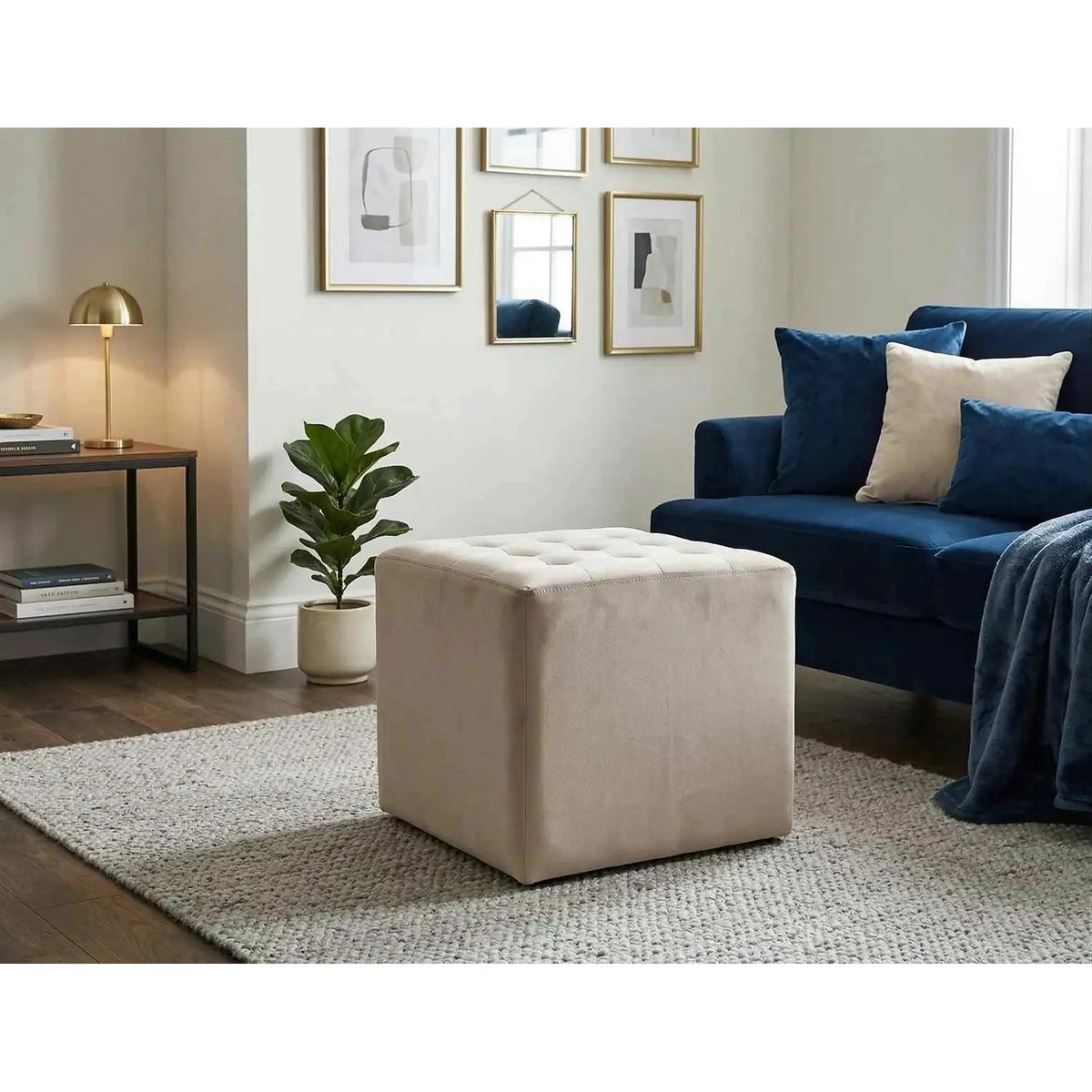 Taburet LORI, stofa catifelata bej deschis - Bluvel 28, 39x39x34 cm