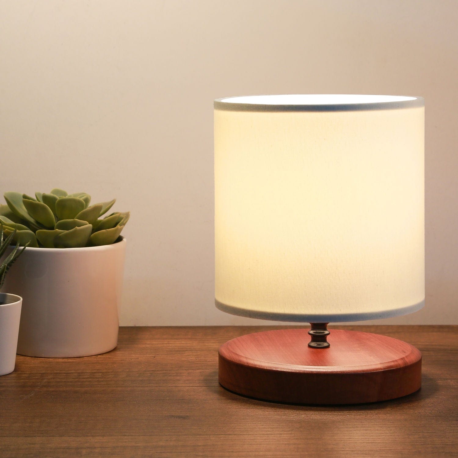 Veioza AYD-3189, bej/nuc, material textil/lemn, 15x22 cm