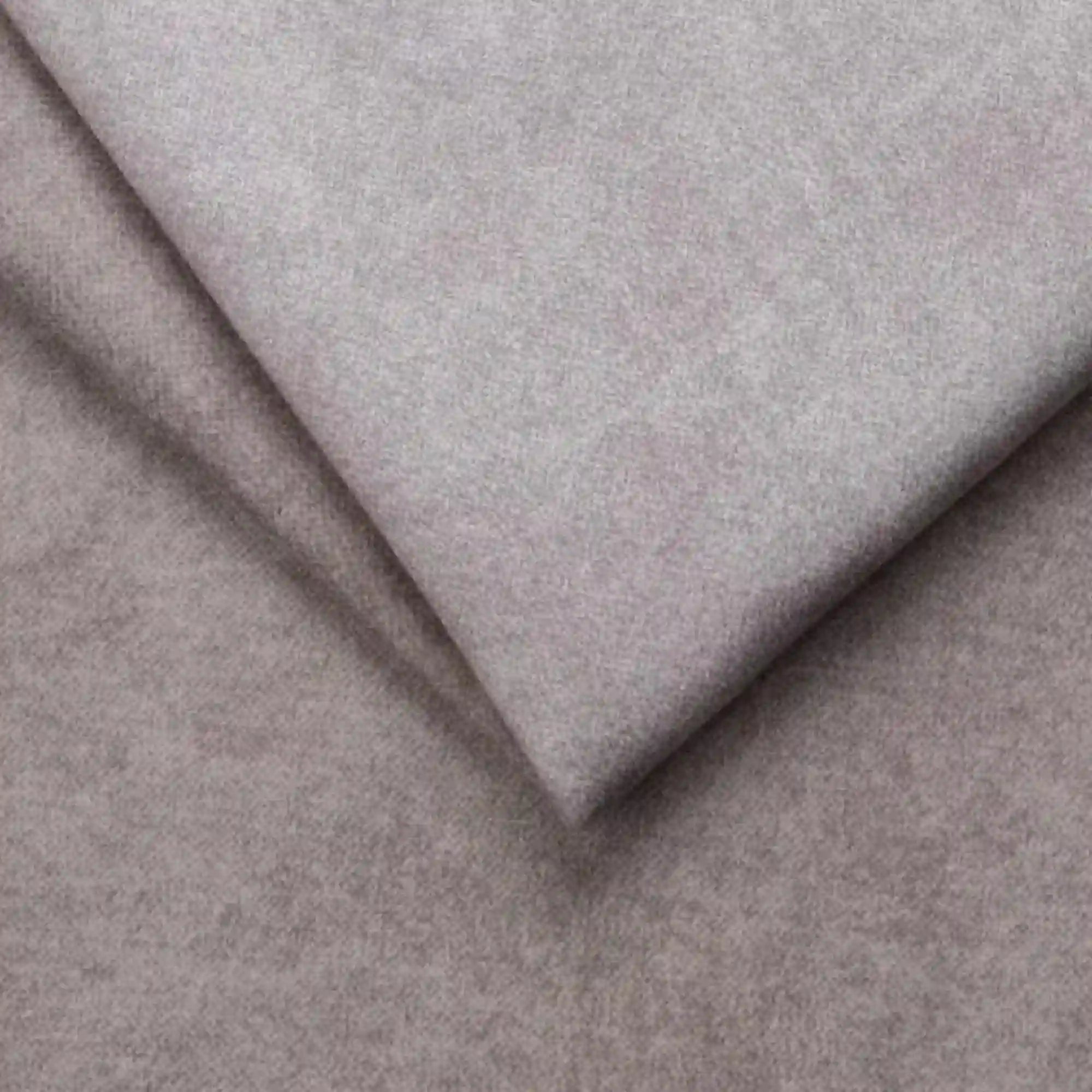 Coltar extensibil TOLLO XL, sezlong dreapta, stofa catifelata bej - Whisper 3, Gama Premium, cu lada depozitare si reglaj electric, 400x217x105 cm