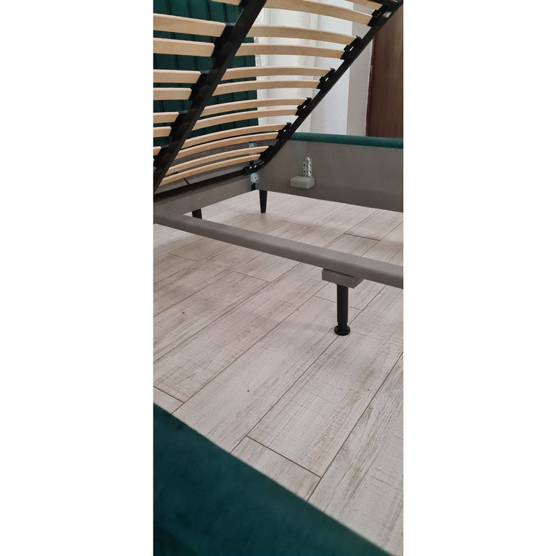 Pat RIVA SR, 140x200 cm, personalizabil materiale gama Premium, somiera de lemn si sistem de reglare