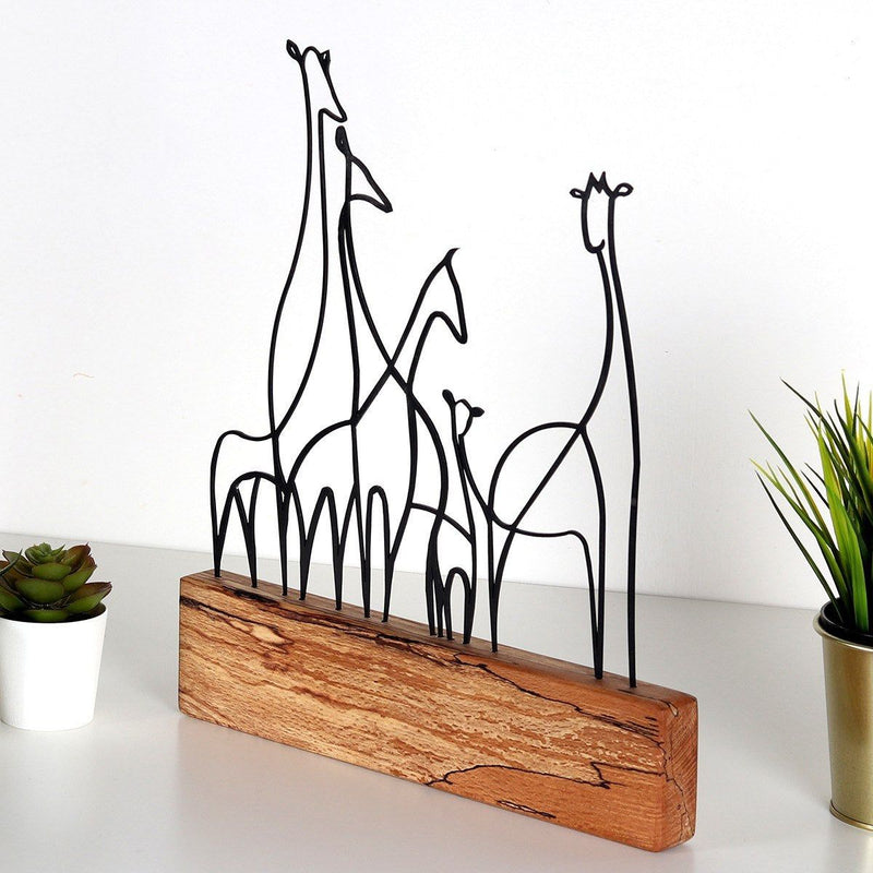 Accesoriu decorativ Giraffe 3, negru, metal/lemn, 30x4x35