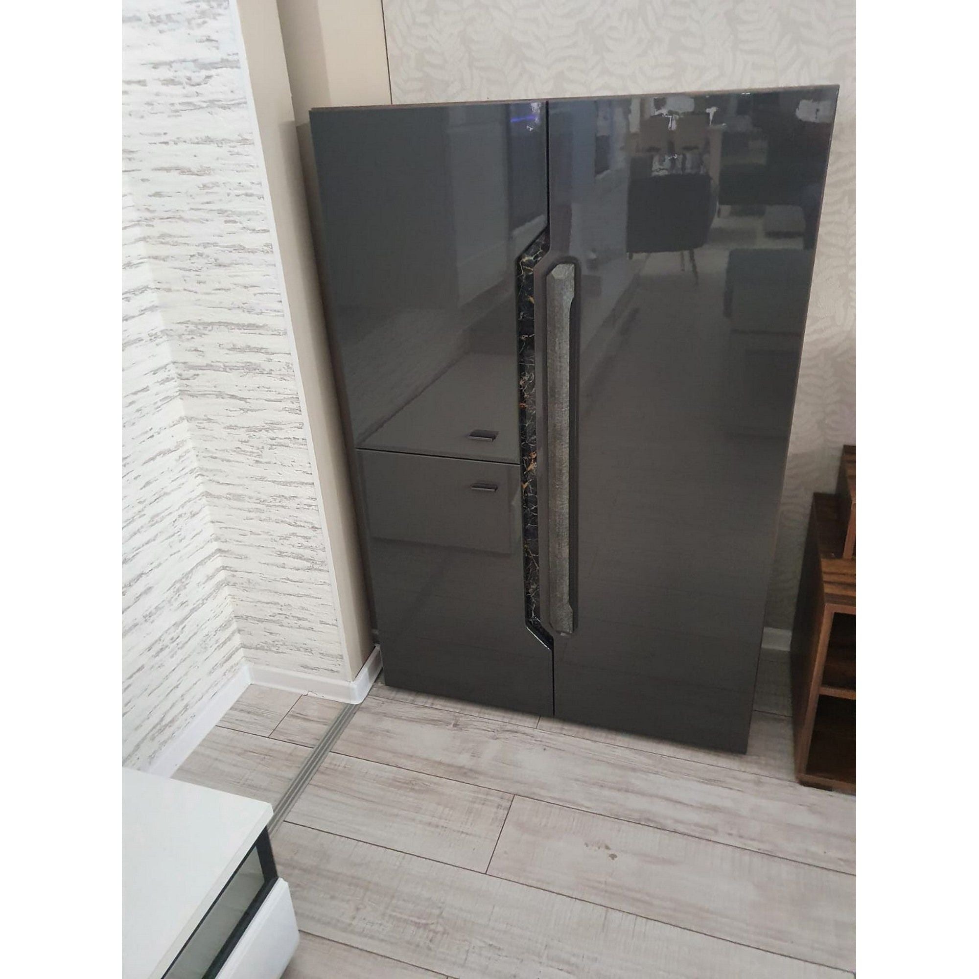 Comoda DAVOS D15, nuc/gri lucios, PAL laminat, 86x42x131 cm
