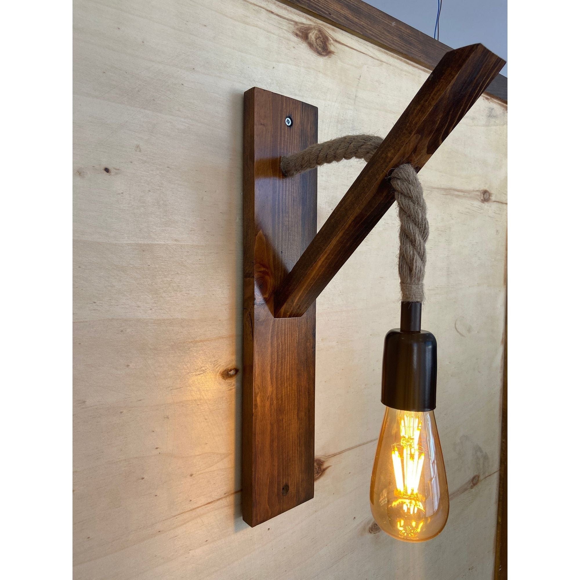 Aplica AHSAP 18, nuc, lemn de pin, 23x9x45 cm