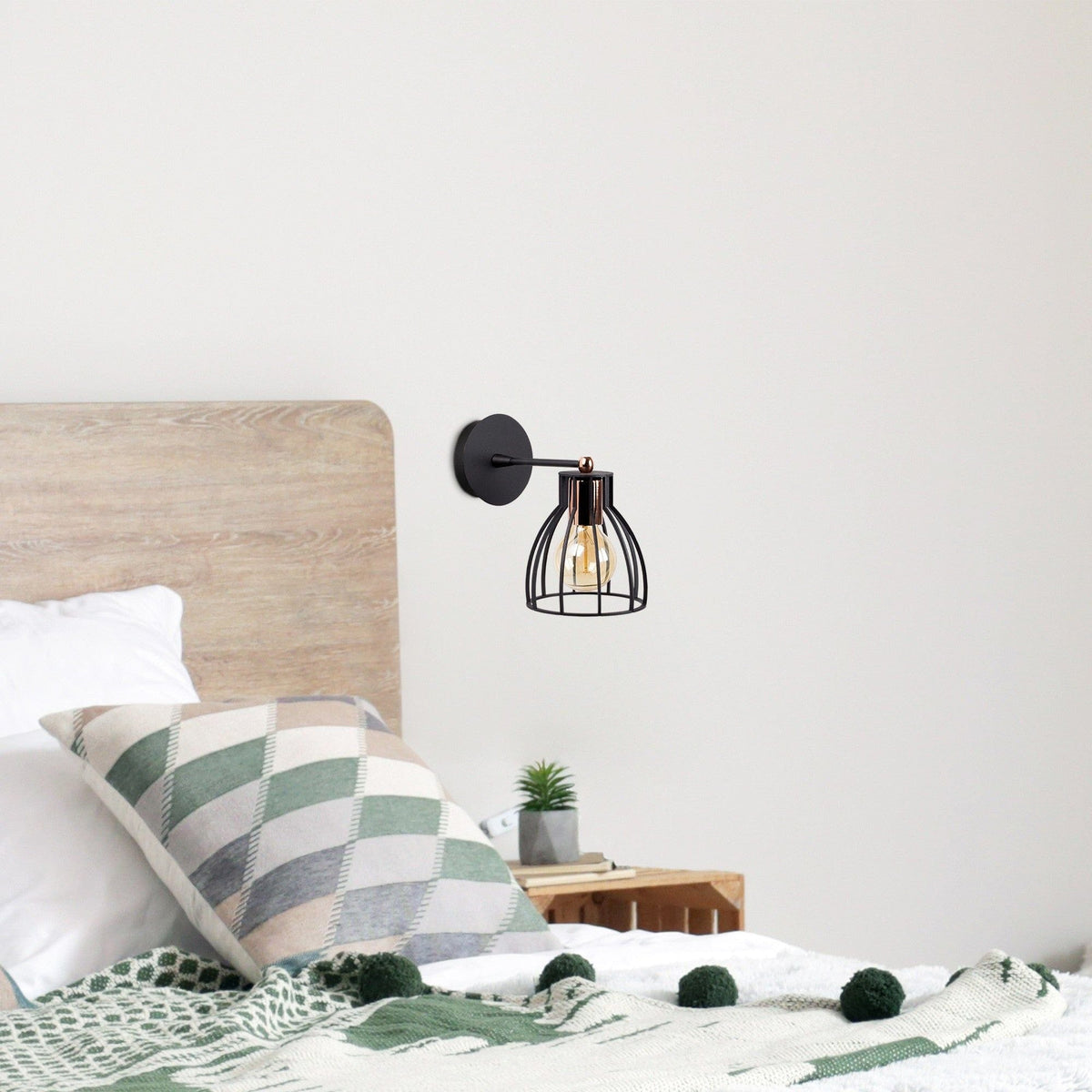 Aplica KEMAH N-1238, negru, metal, 15x20x24 cm