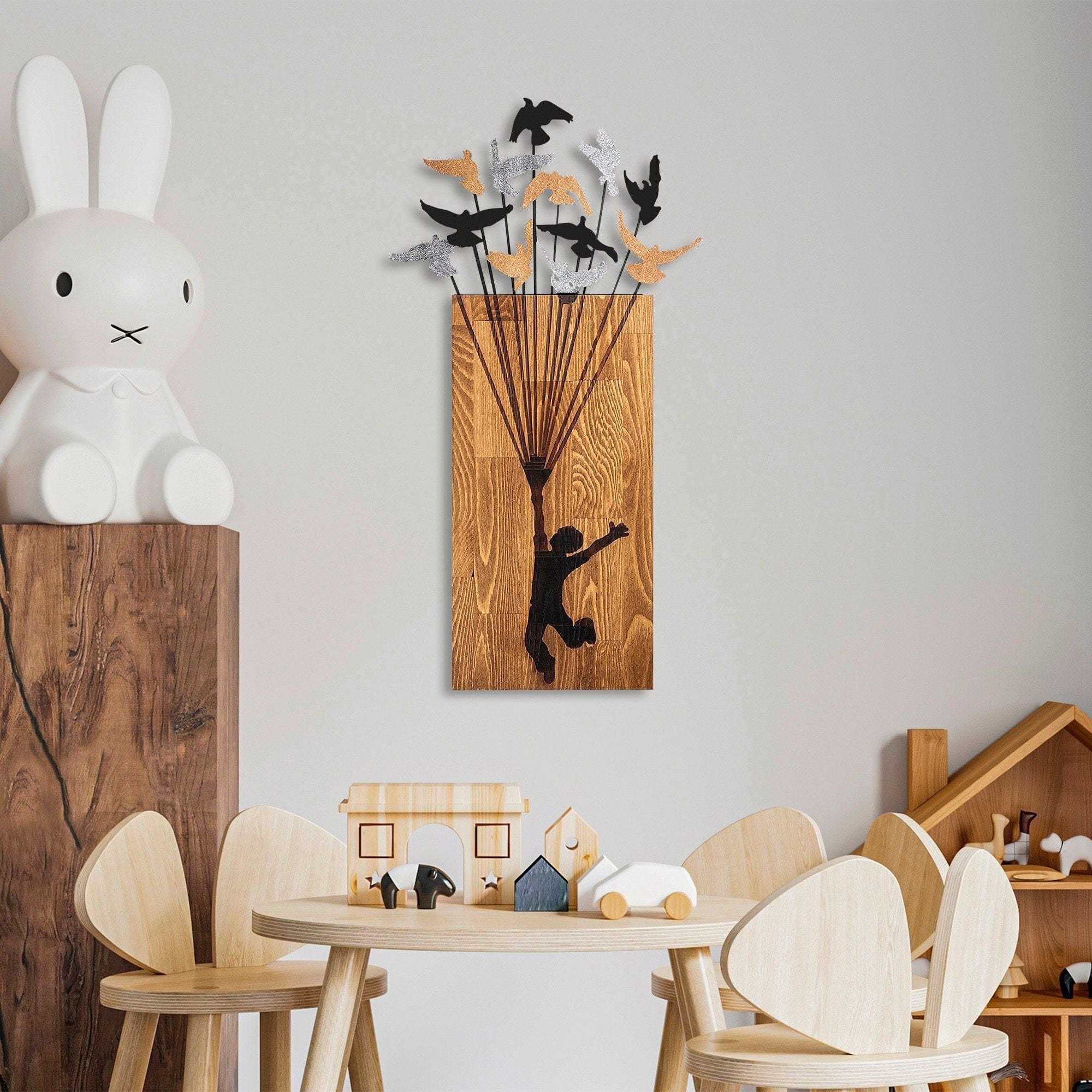Decoratiune perete FLYING BOY 2, stejar/negru, lemn/metal, 45x86 cm