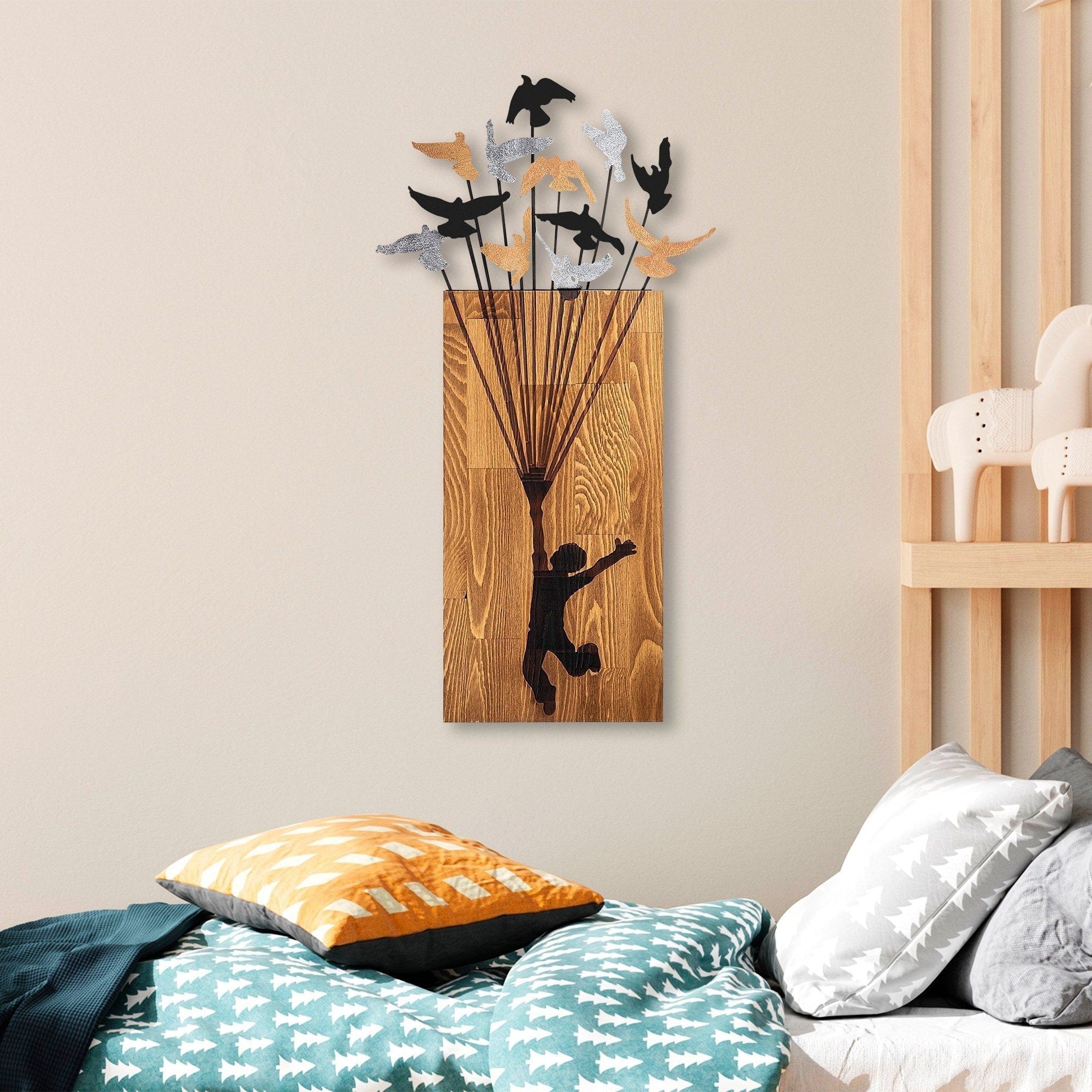 Decoratiune perete FLYING BOY 2, stejar/negru, lemn/metal, 45x86 cm