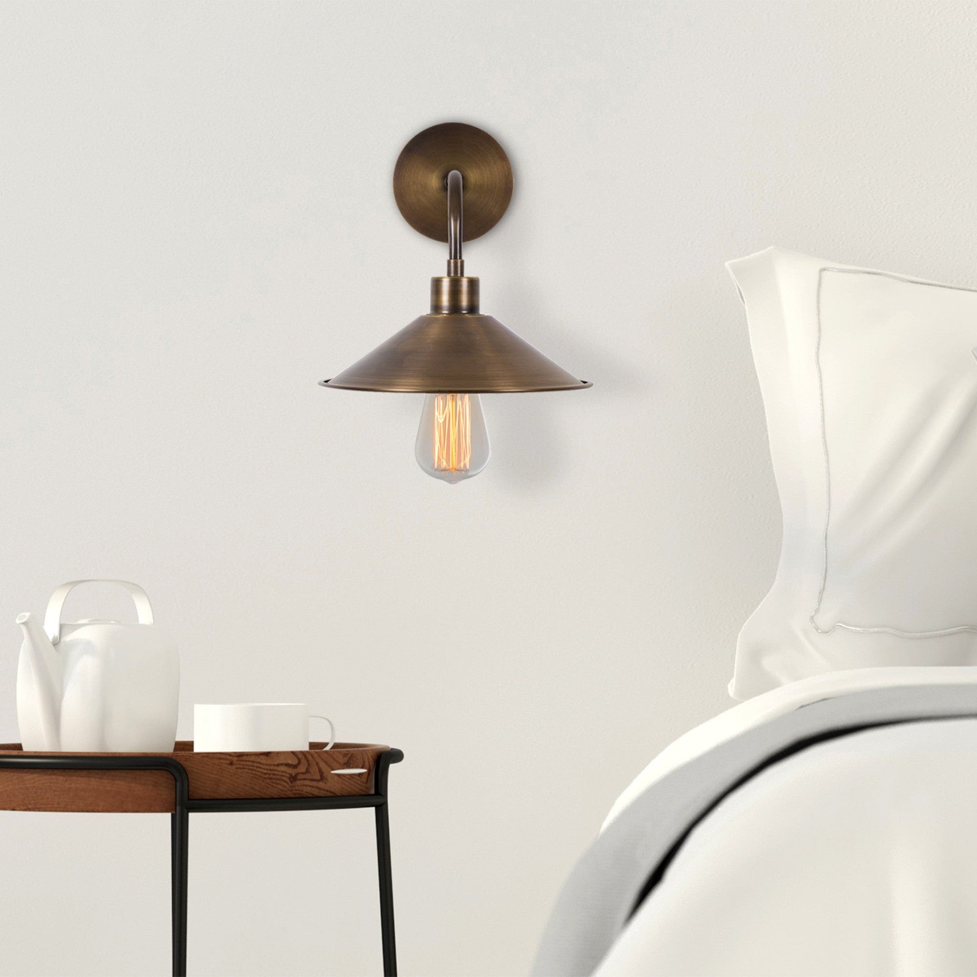 Lampa perete BERCESTE N 664, auriu, metal, 24x20 cm