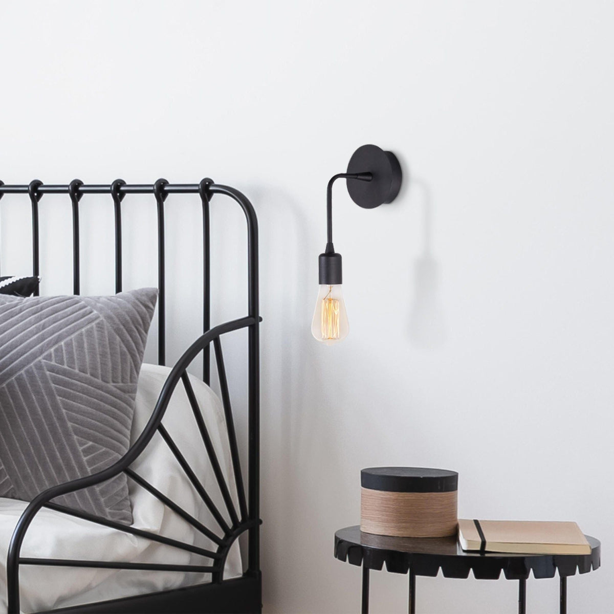 Lampa perete DARTINI-MR-887, negru, metal, 6x12x27 cm