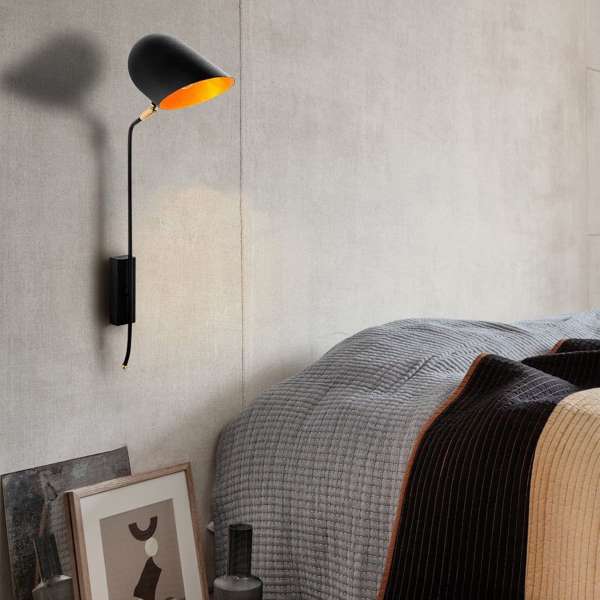 Lampa perete KESIK-4951, negru/auriu, metal, 12x35x73 cm