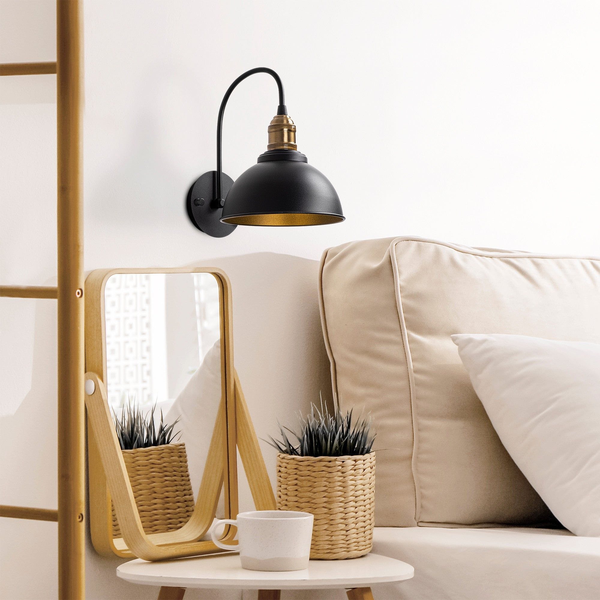 Lampa perete VARZAN, 10840, negru/auriu, metal, 27x27x36 cm