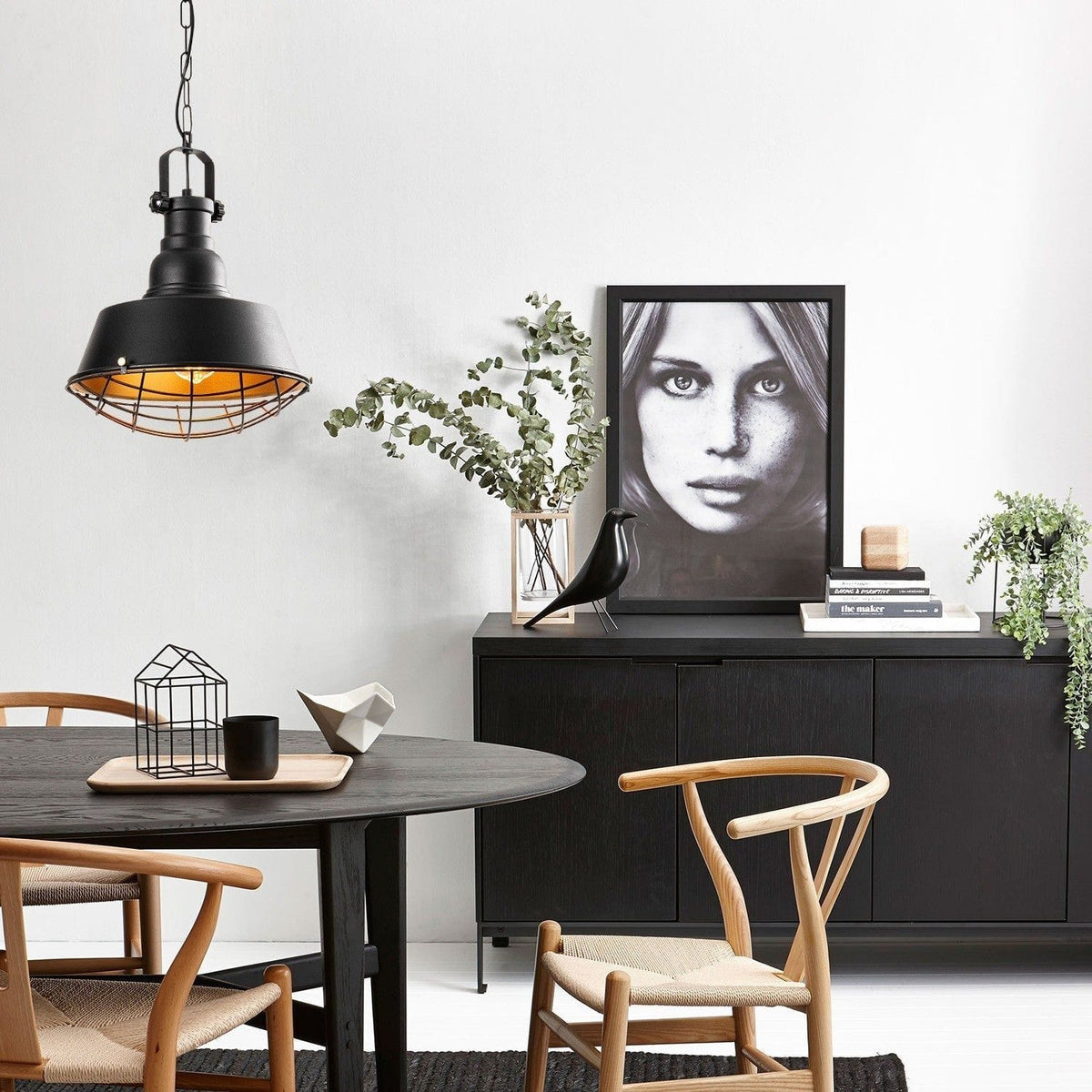 Lustra SAGLAM 3716, negru, metal, 30x30-86 cm