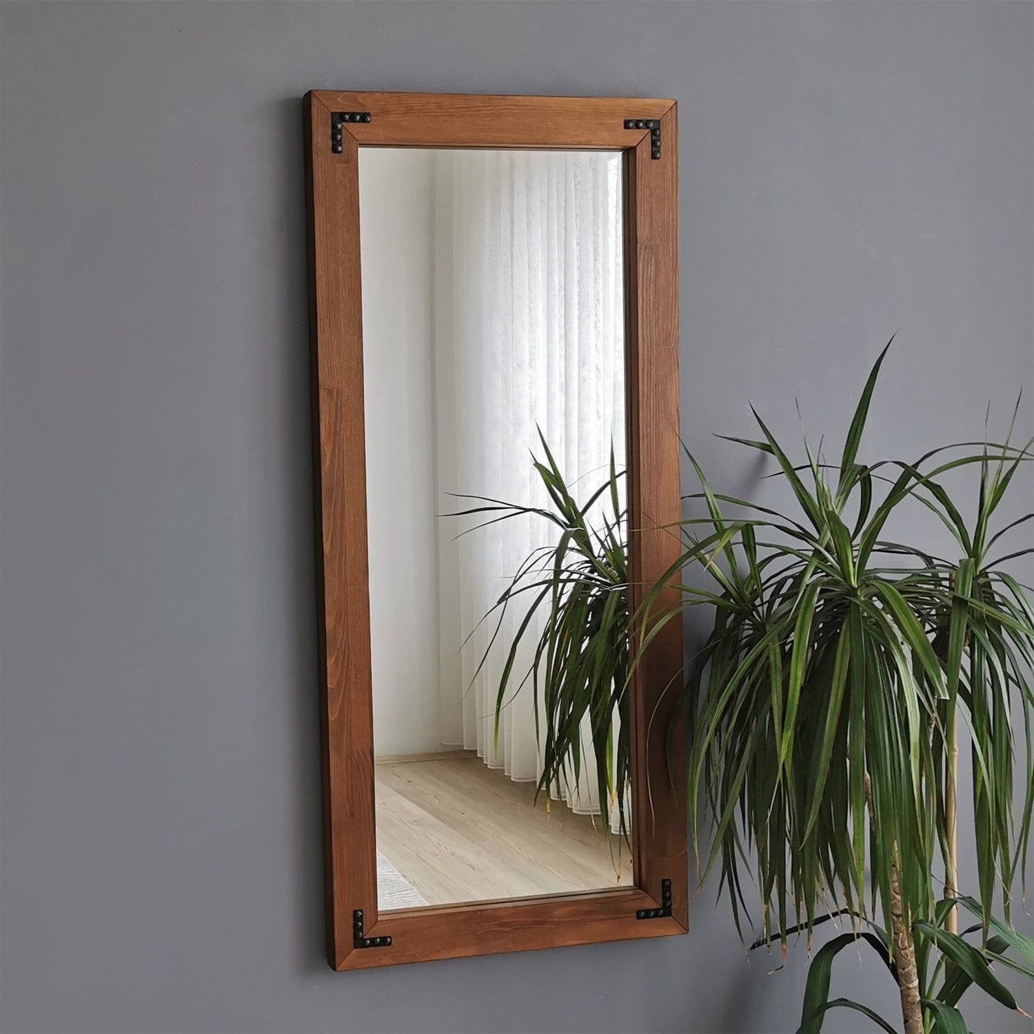 Oglinda 50110CV, nuc, lemn, 50x110 cm