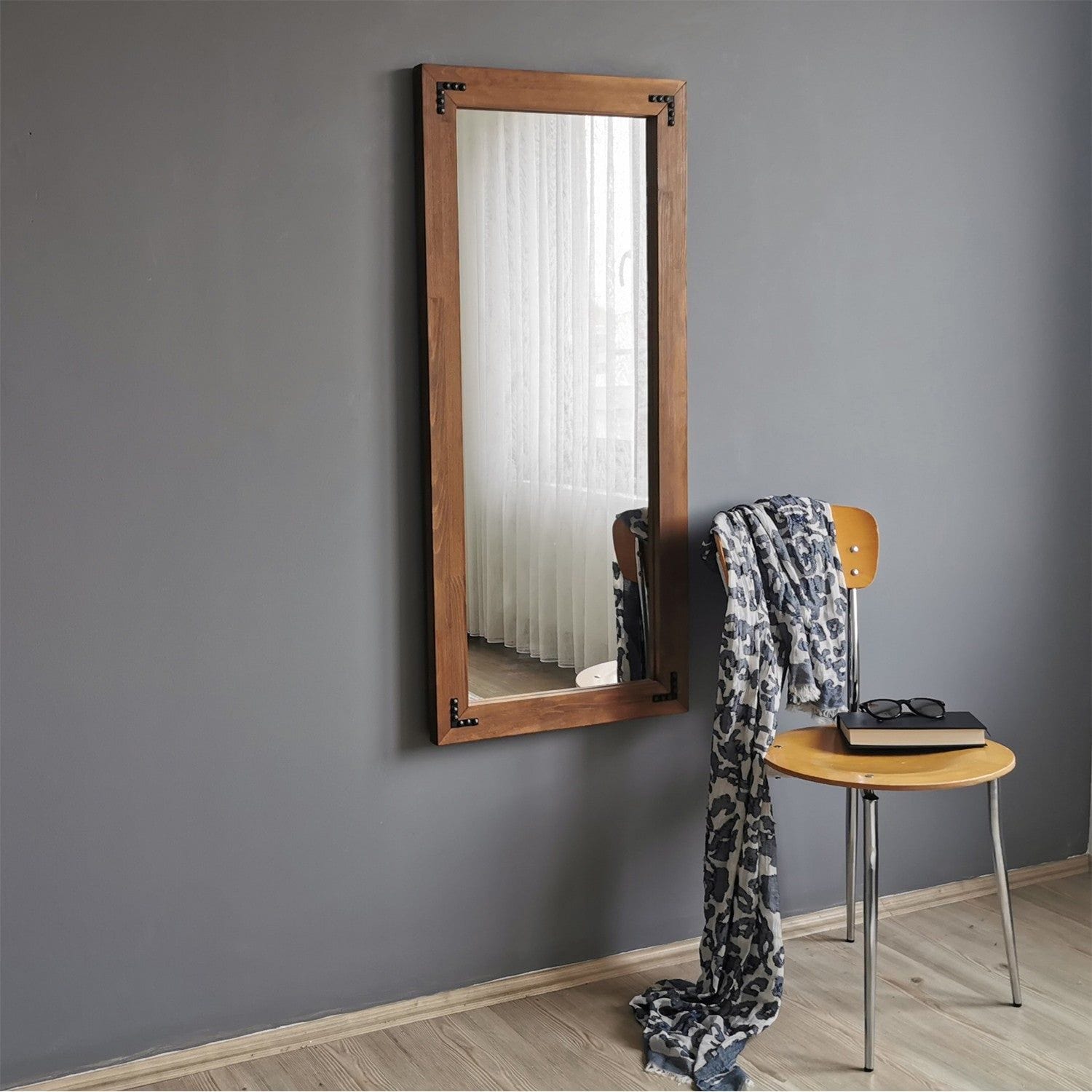 Oglinda 50110CV, nuc, lemn, 50x110 cm